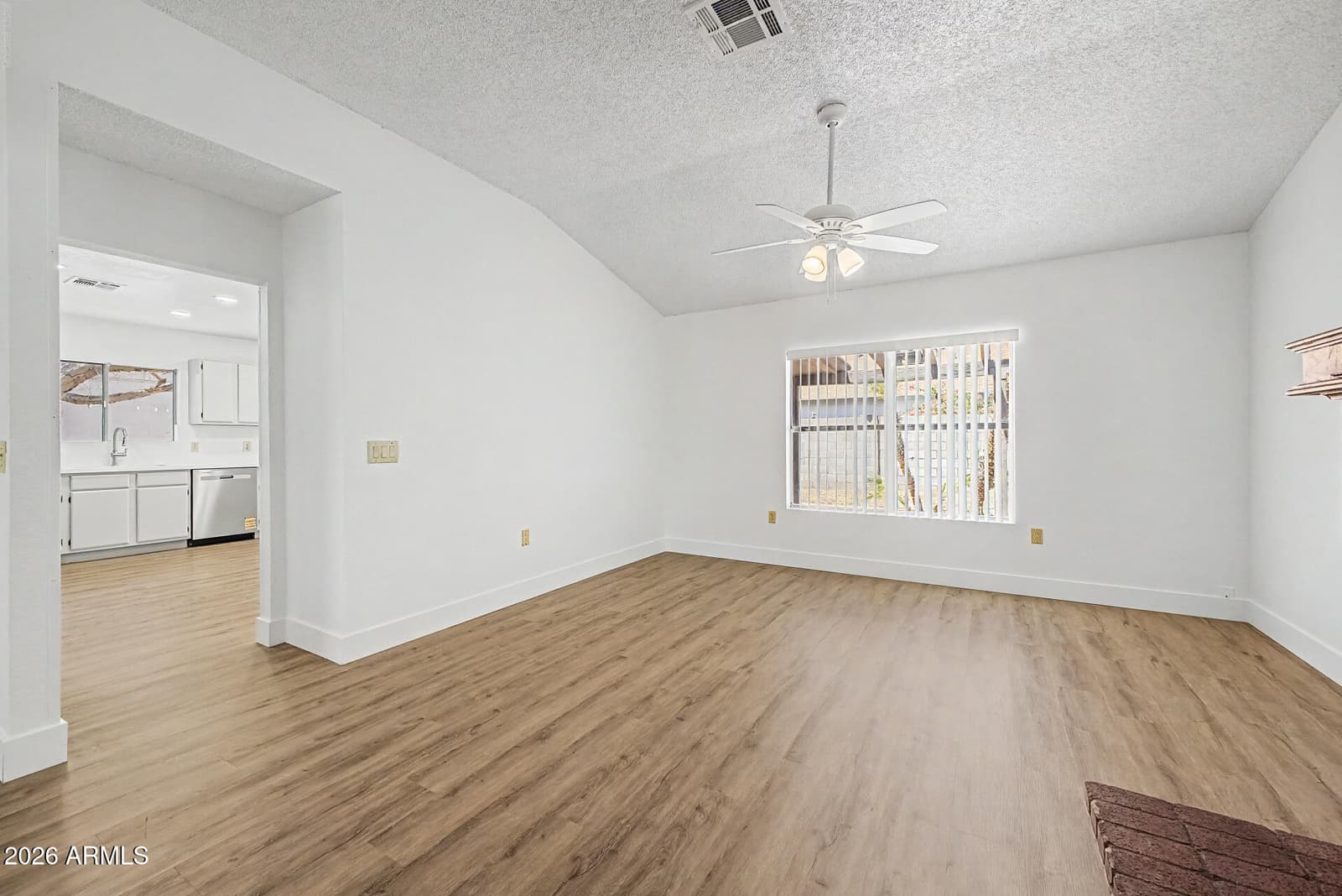 6128 E CICERO Street, Mesa, AZ 85205 — photo 11 of 31