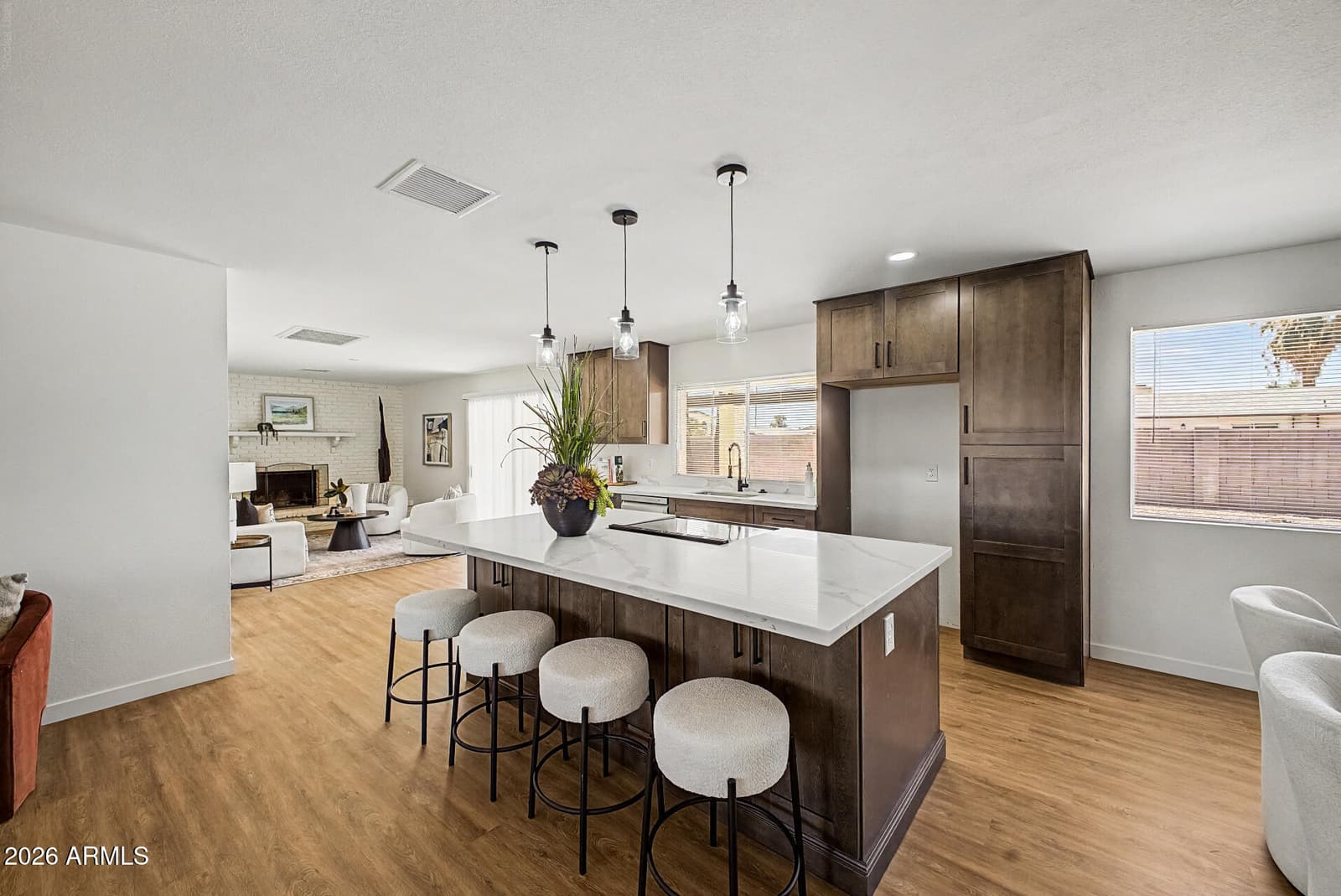 4519 W Paradise Drive, Glendale, AZ 85304 — photo 11 of 34