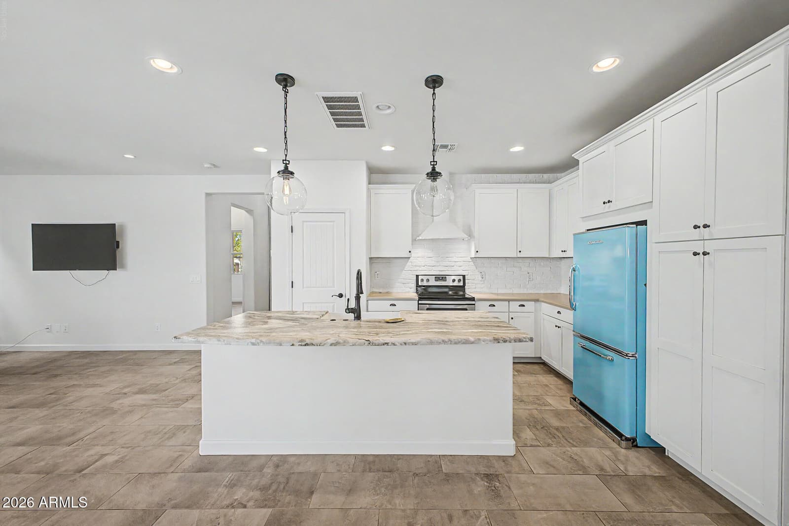 2100 W MUSKET Place, Chandler, AZ 85286 — photo 10 of 41