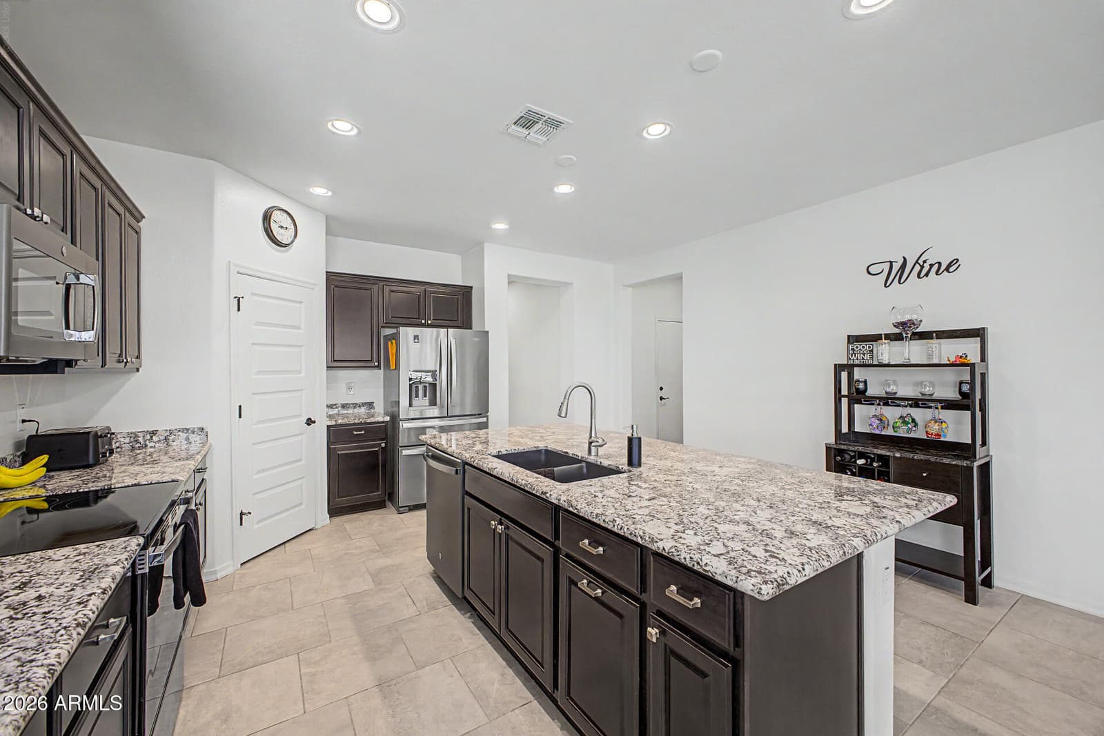 10713 E TWISTER Avenue, Mesa, AZ 85212 — photo 15 of 60
