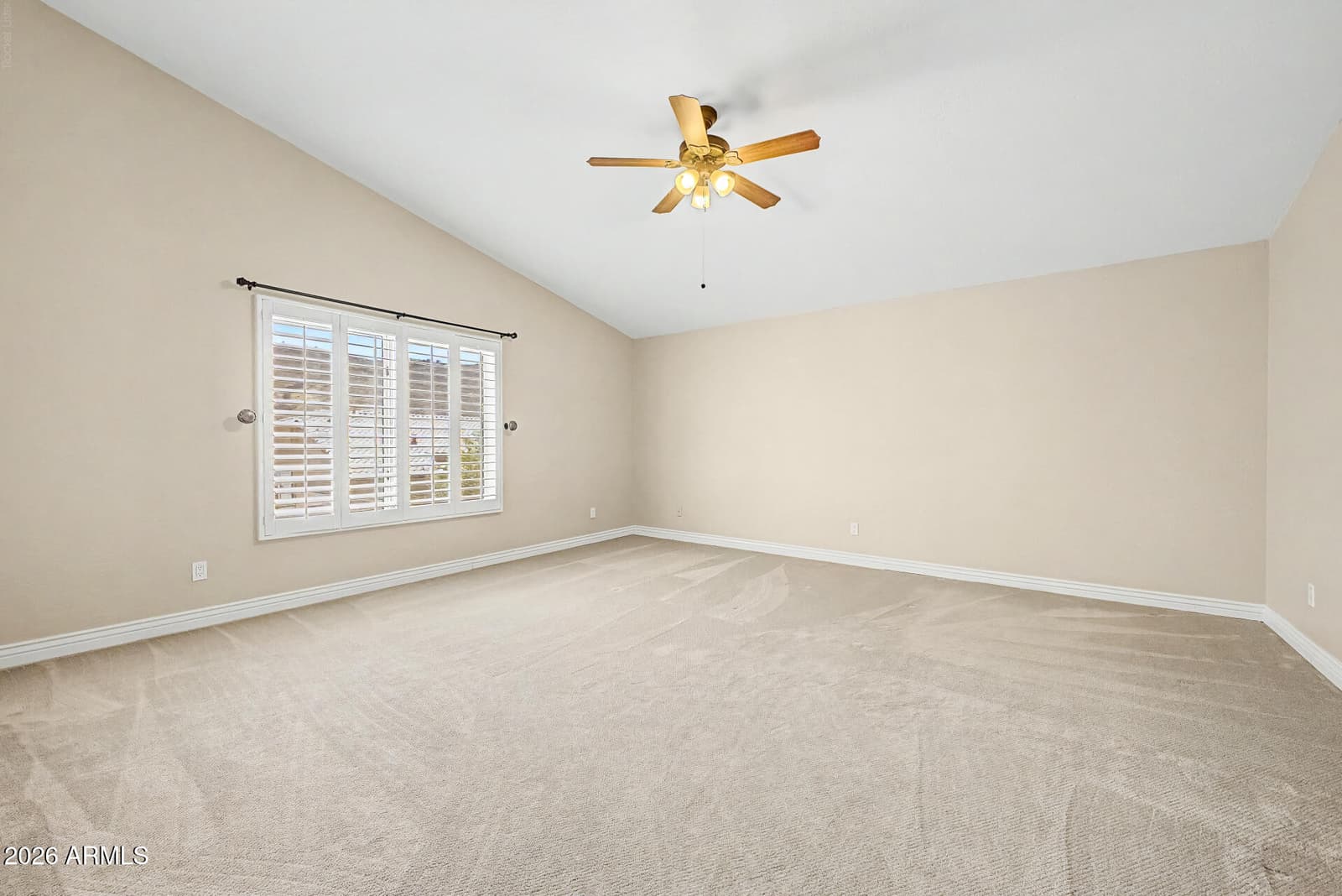 5721 W MARIPOSA GRANDE Lane, Glendale, AZ 85310 — photo 10 of 29
