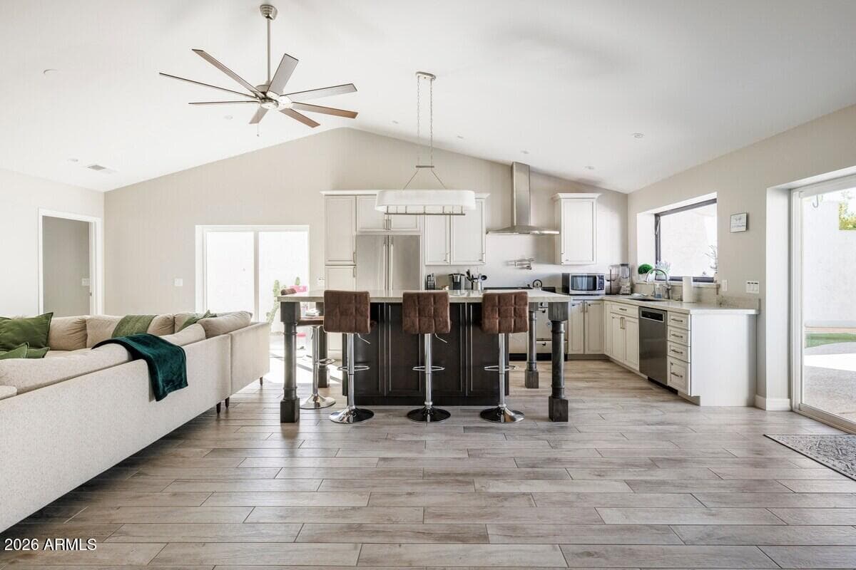 3037 E CLARENDON Avenue, Phoenix, AZ 85016 — photo 5 of 46