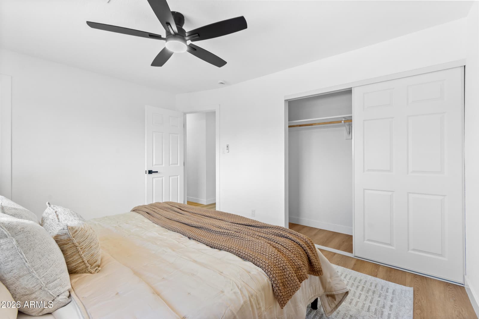 401 E CONTINENTAL Drive, Tempe, AZ 85288 — photo 15 of 36