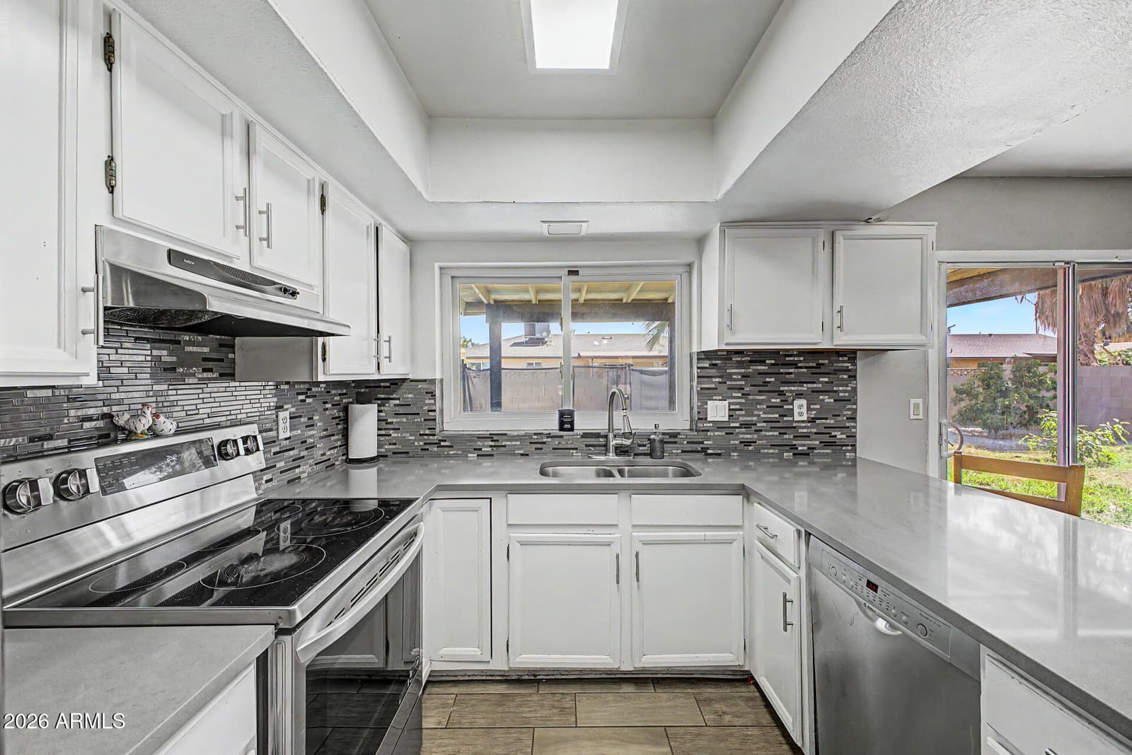 2233 W Sequoia Drive, Phoenix, AZ 85027 — photo 13 of 42