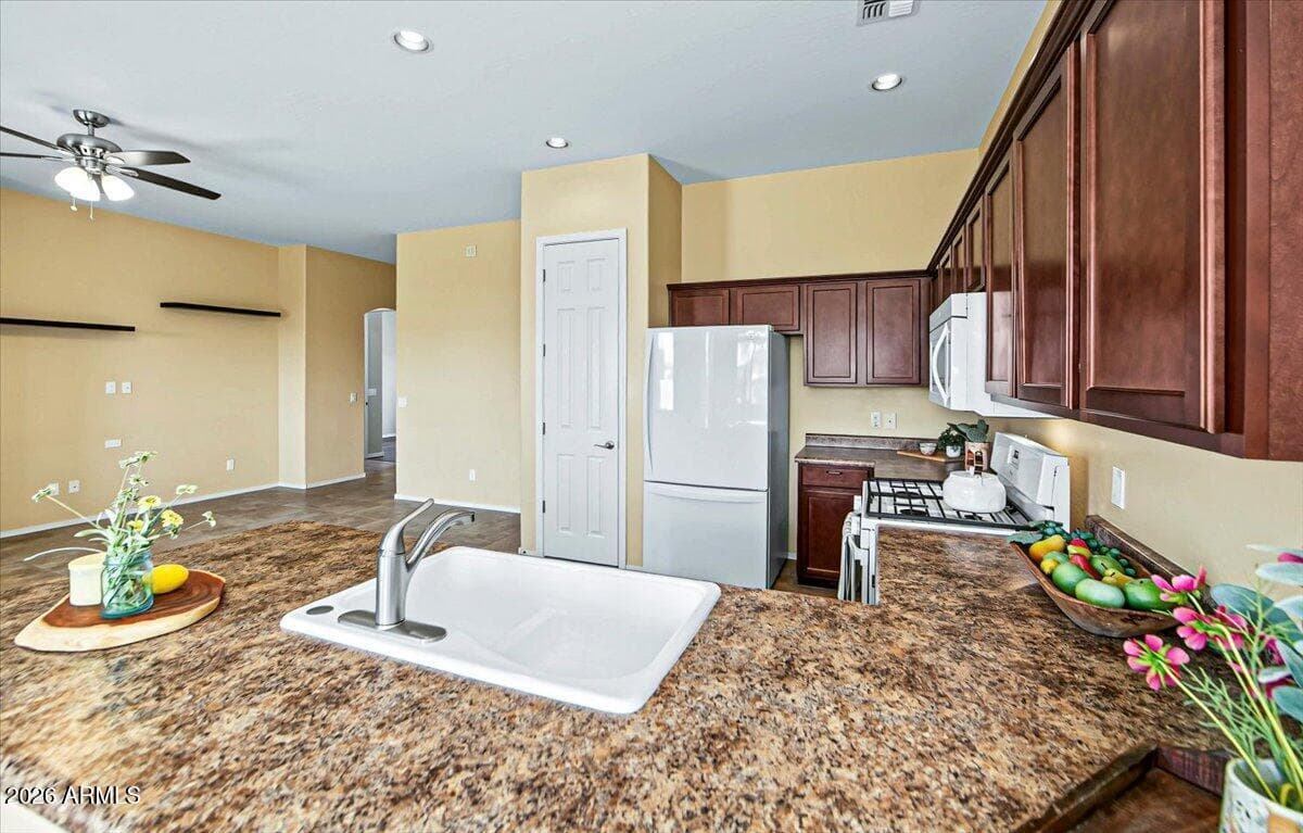 6803 E ARDEN Court, Prescott Valley, AZ 86314 — photo 4 of 27