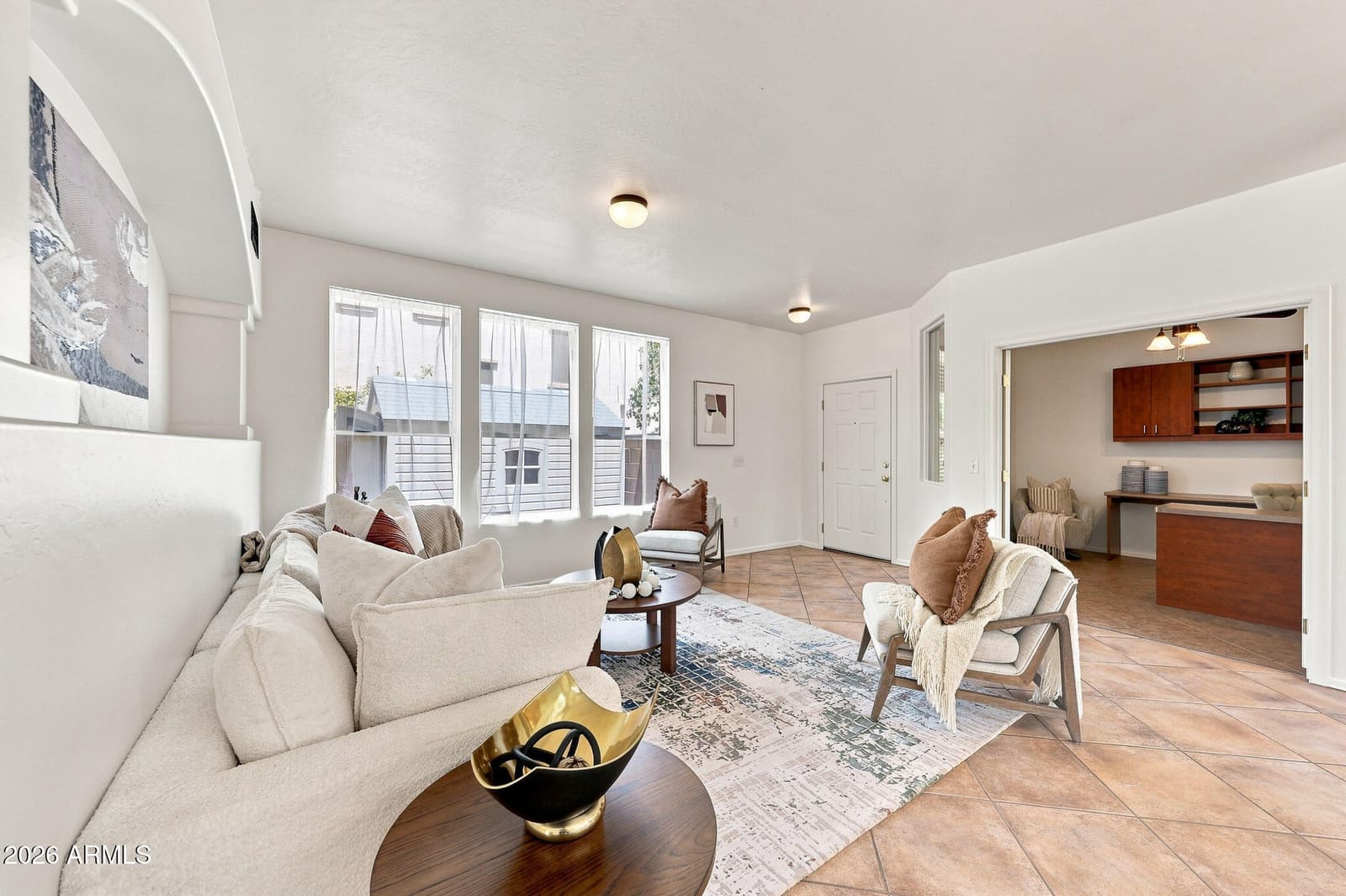 1562 S SABINO Court, Gilbert, AZ 85296 — photo 6 of 51