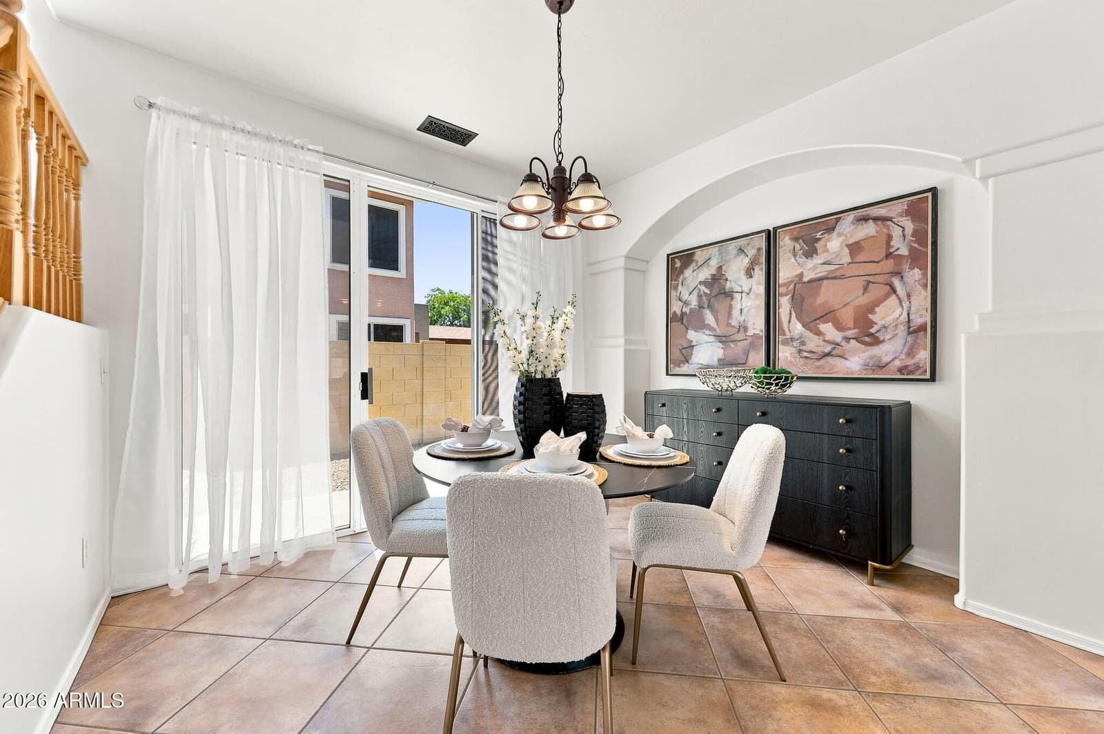 1562 S SABINO Court, Gilbert, AZ 85296 — photo 12 of 51