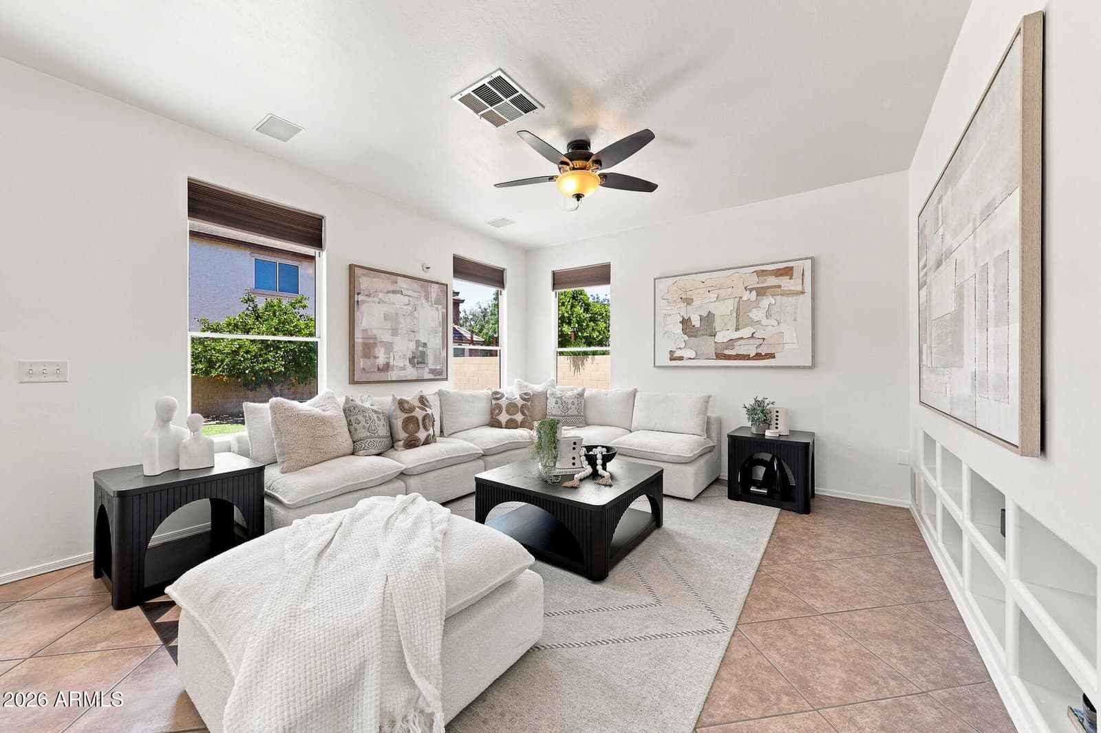 1562 S SABINO Court, Gilbert, AZ 85296 — photo 14 of 51