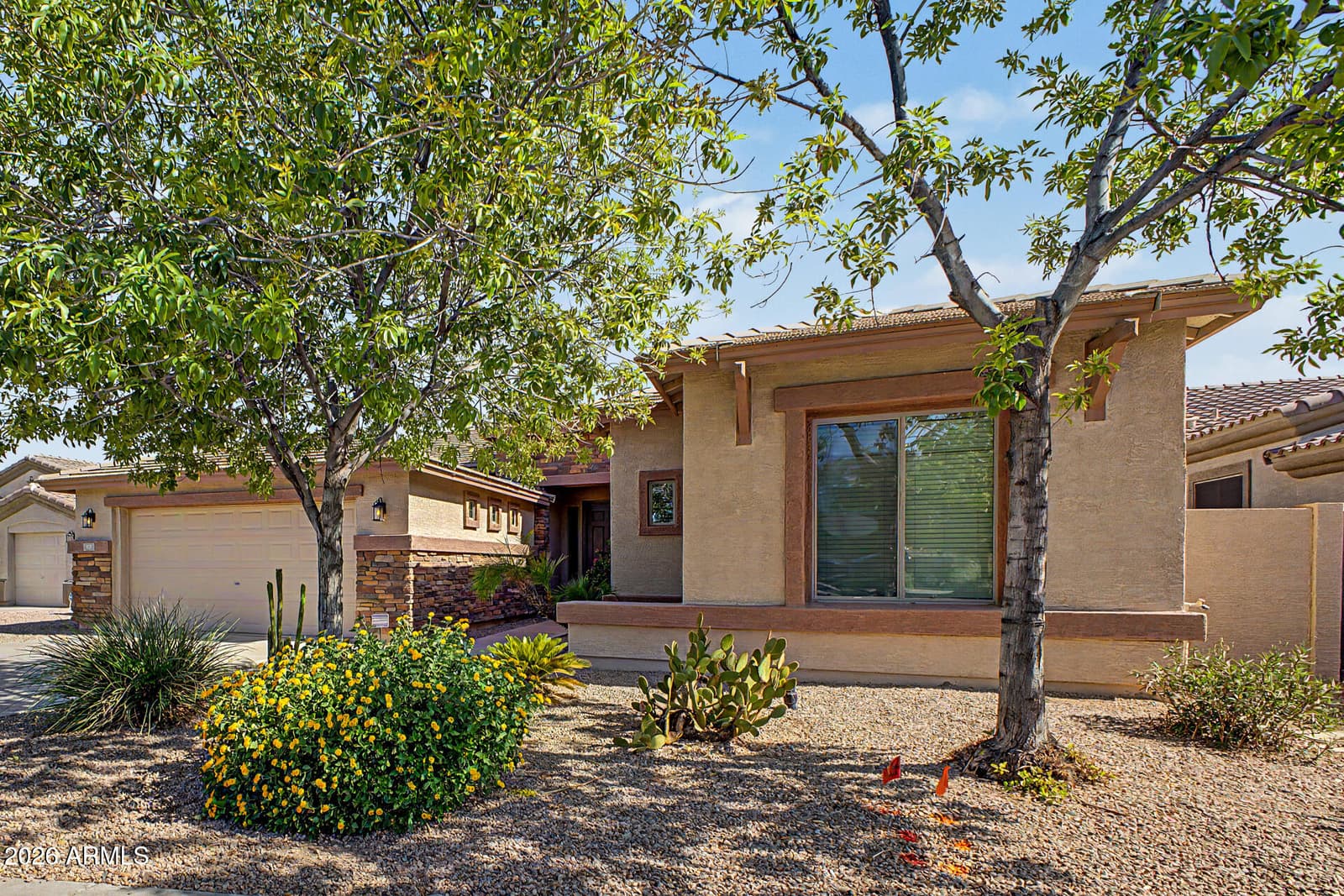 175 W MONTEGO Drive, Casa Grande, AZ 85122 — photo 4 of 43