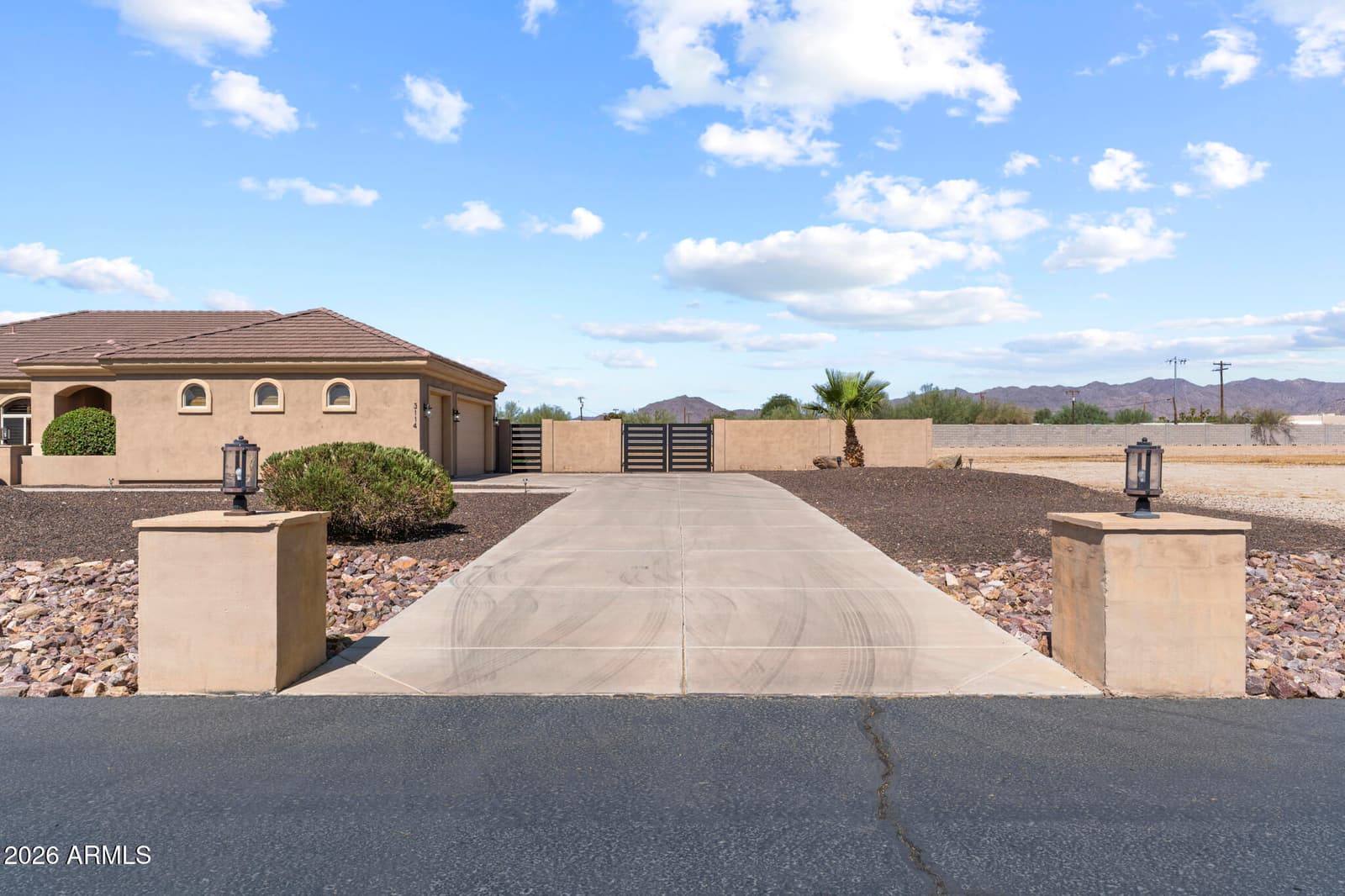 3114 N 190TH Drive, Litchfield Park, AZ 85340 — photo 5 of 64