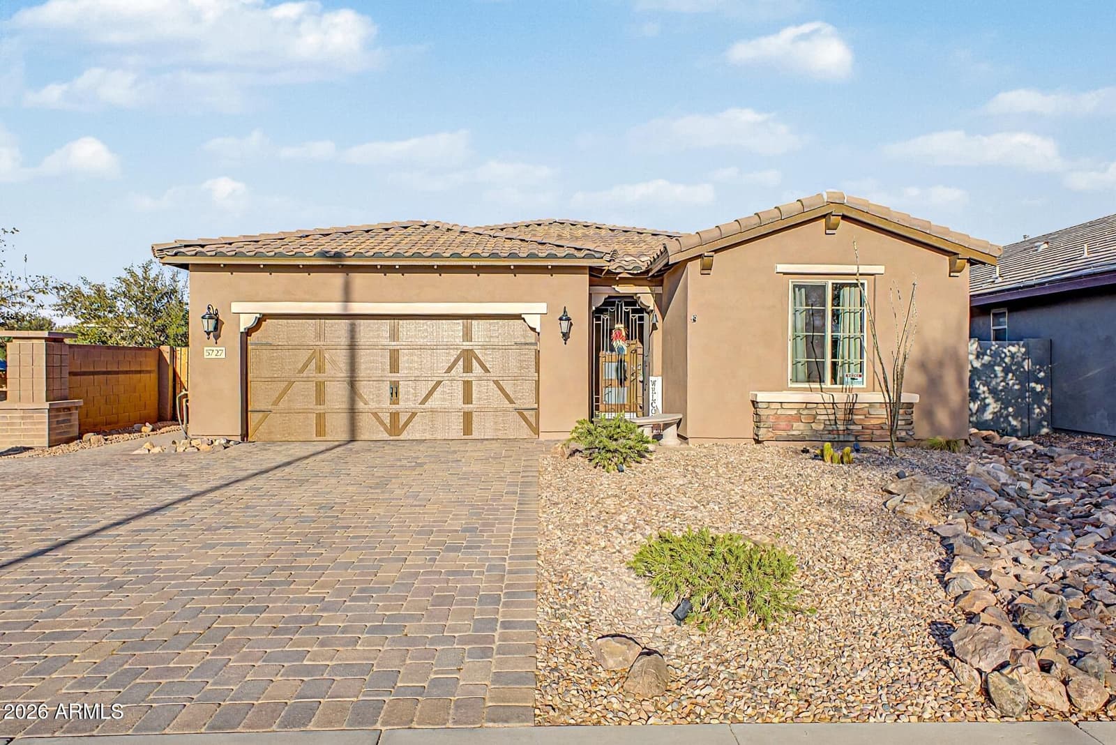 5727 S HEMET Street, Gilbert, AZ 85298 — photo 2 of 38