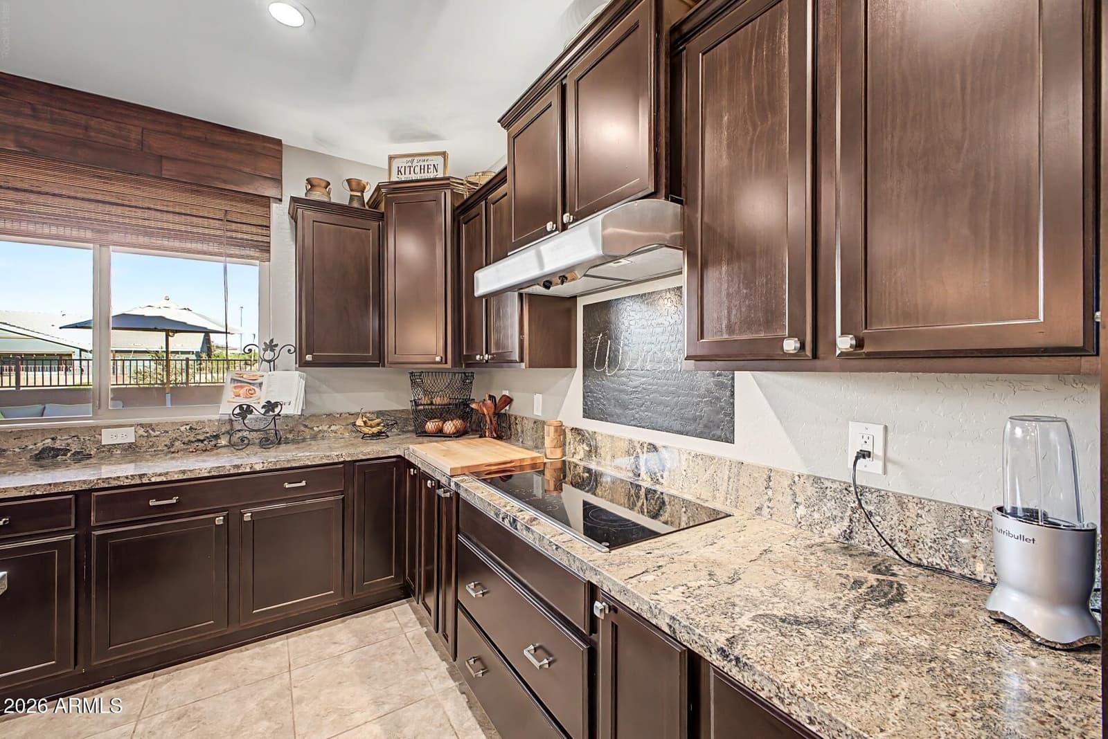 5727 S HEMET Street, Gilbert, AZ 85298 — photo 10 of 38