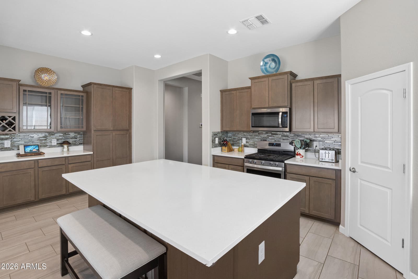 8470 W CANDLEWOOD Way, Florence, AZ 85132 — photo 11 of 67