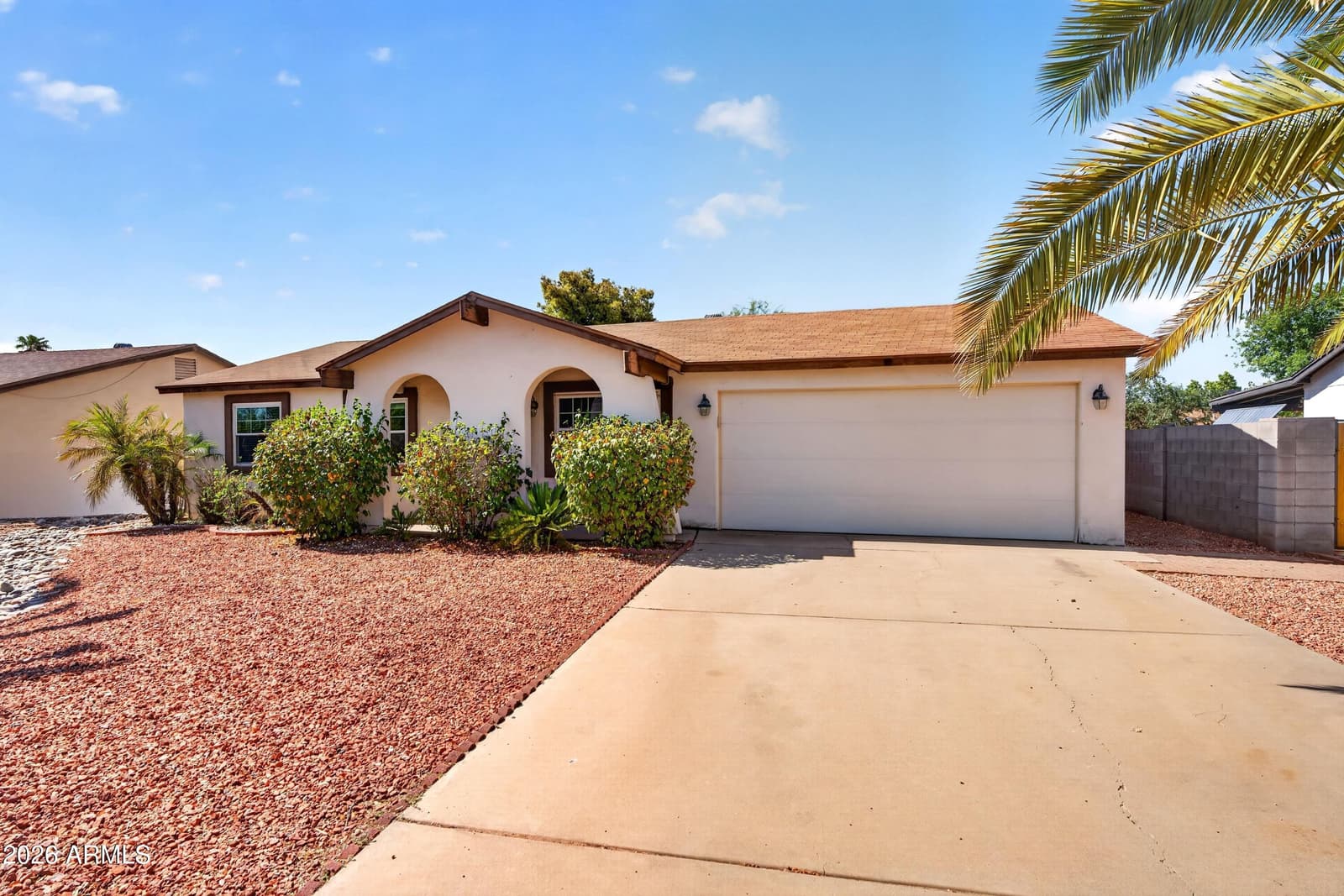 3531 E ACOMA Drive, Phoenix, AZ 85032 — photo 3 of 36