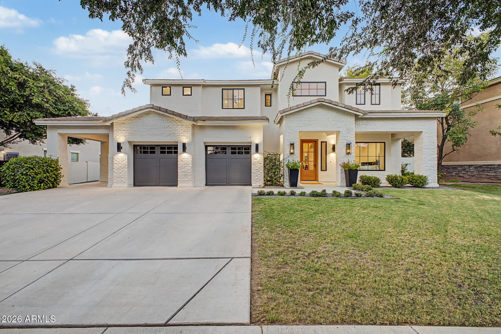 2950 E COMSTOCK Drive, Gilbert, AZ 85296 — photo 6 of 57