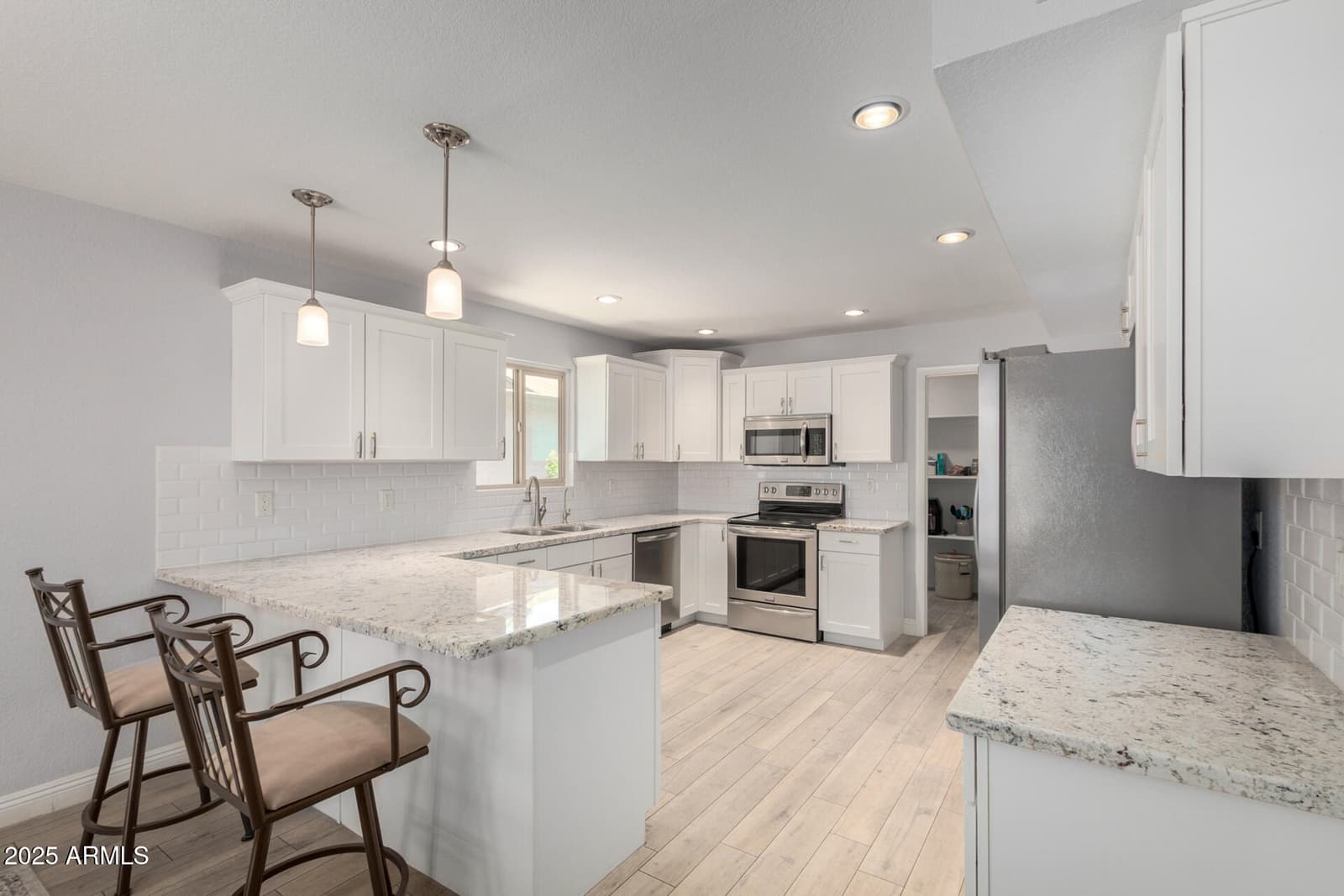 10414 E FLINTLOCK Drive, Sun Lakes, AZ 85248 — photo 13 of 30