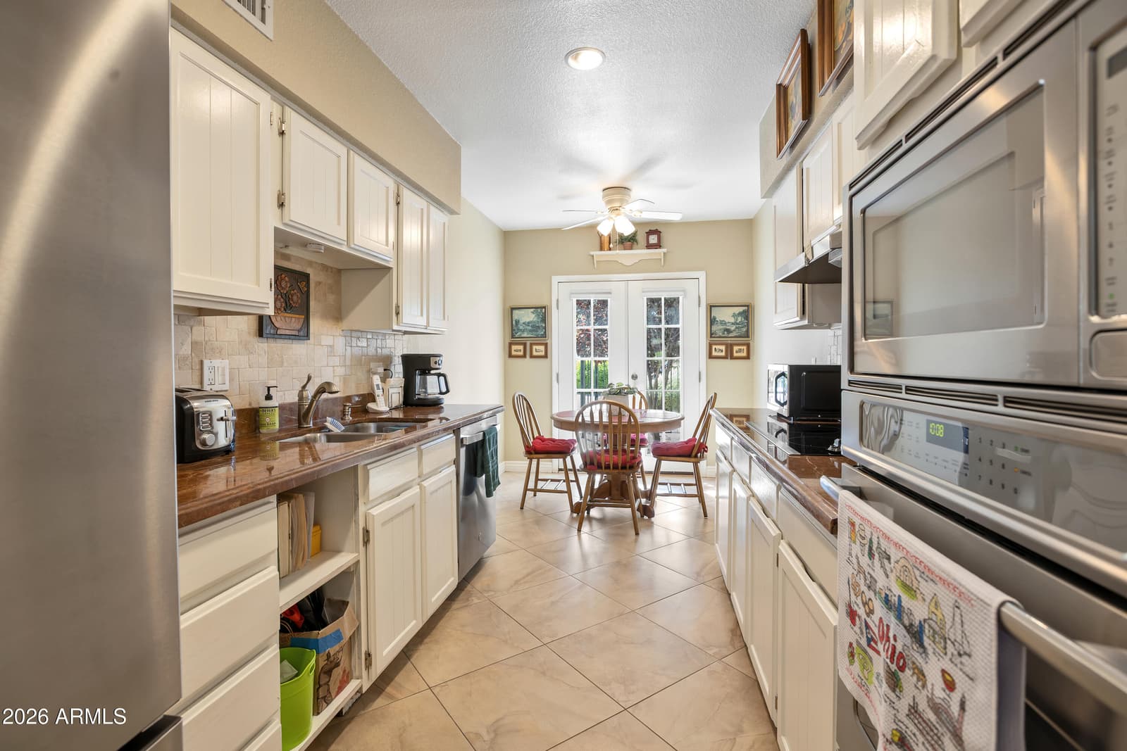 110 W TAM OSHANTER Drive W, Phoenix, AZ 85023 — photo 5 of 36
