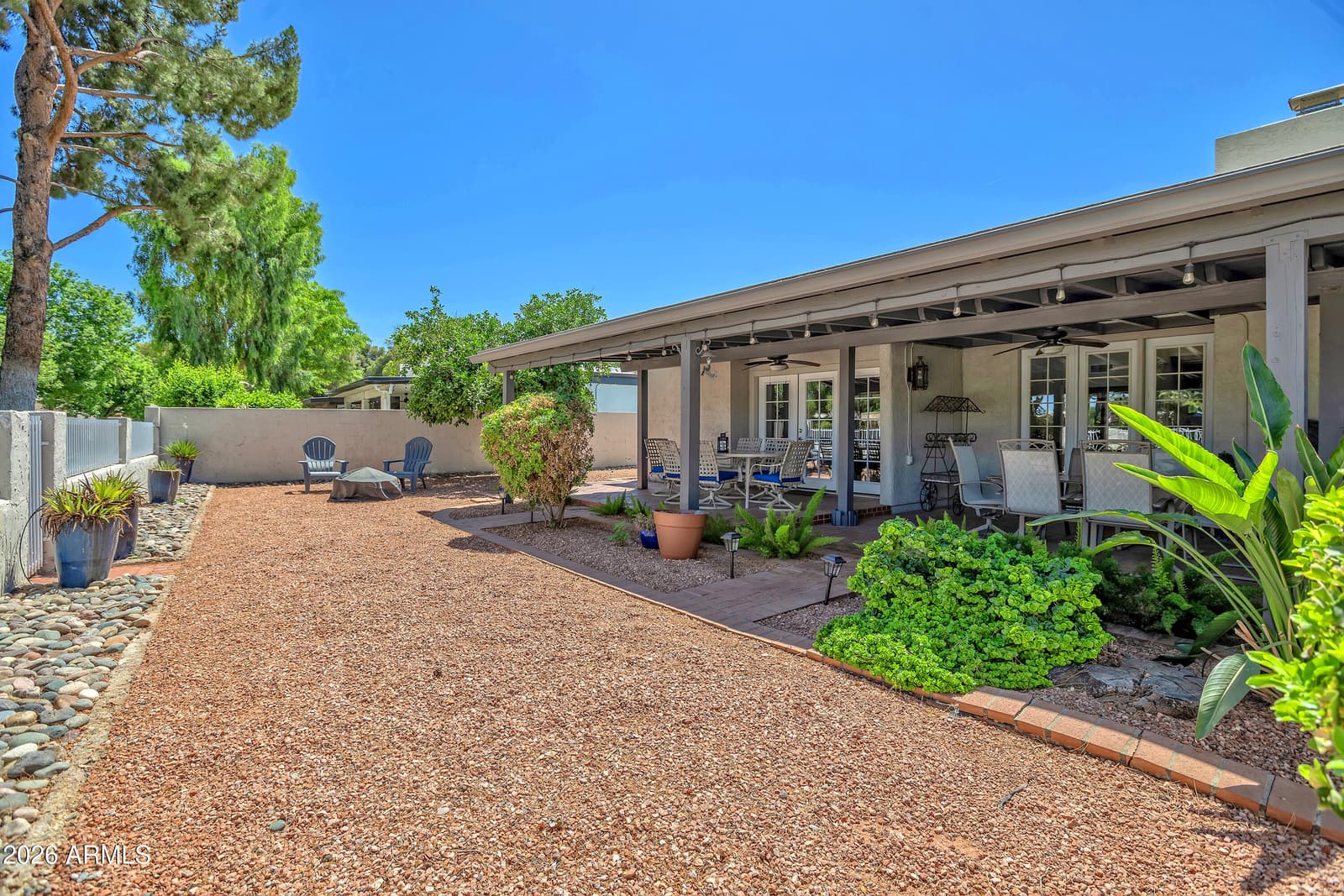 110 W TAM OSHANTER Drive W, Phoenix, AZ 85023 — photo 26 of 36