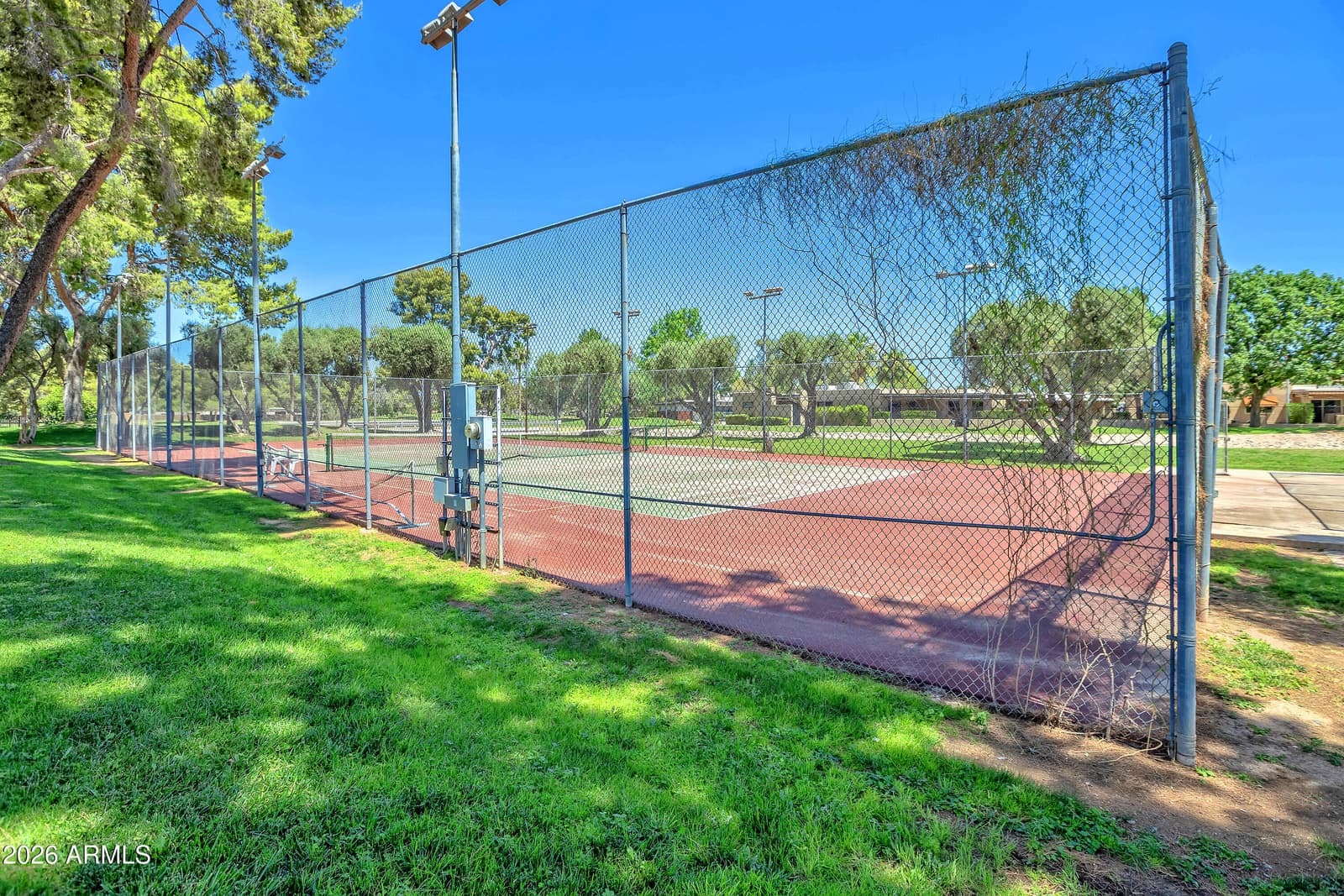 110 W TAM OSHANTER Drive W, Phoenix, AZ 85023 — photo 28 of 36