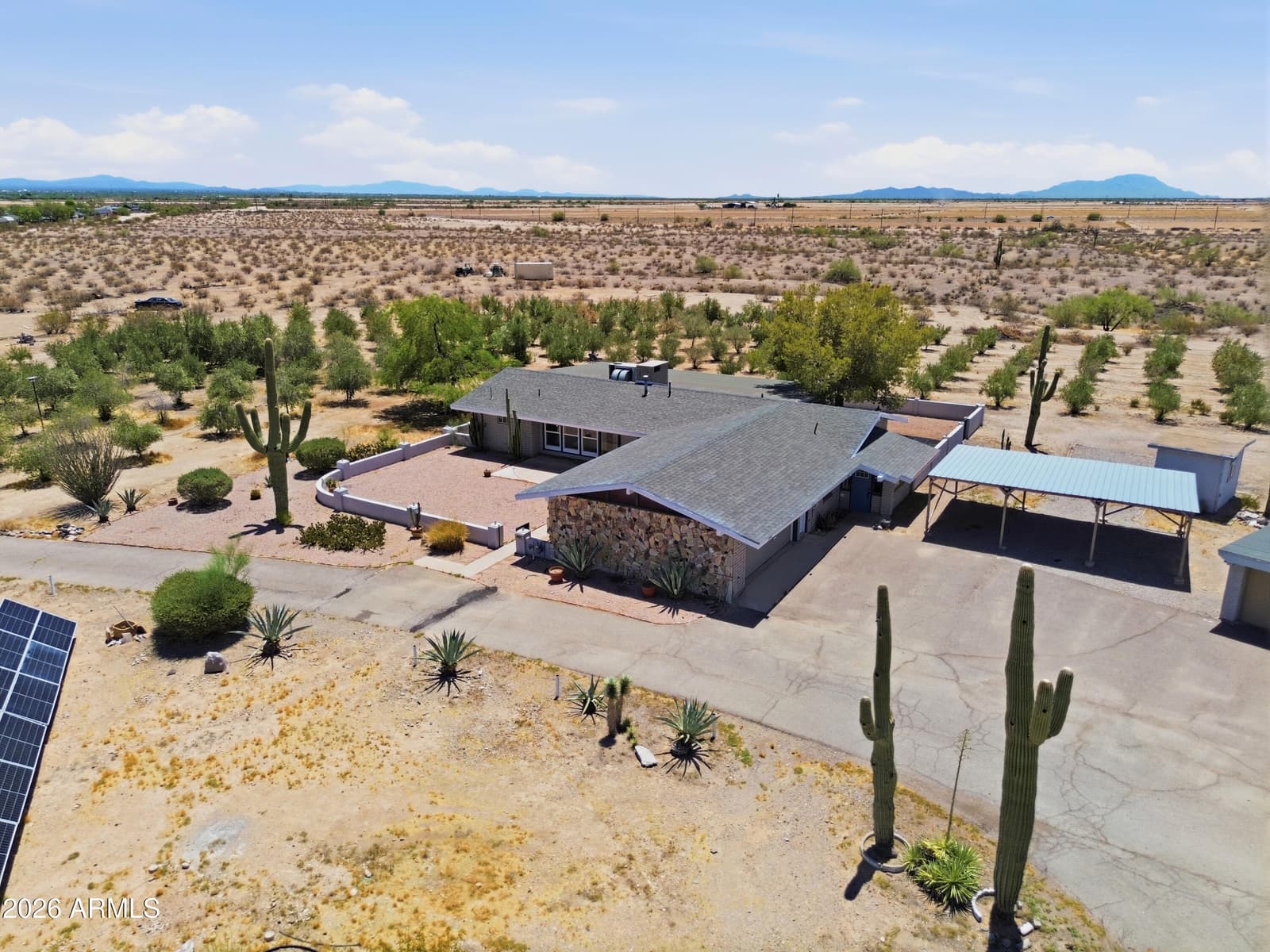 1081 W DANA Avenue, Florence, AZ 85132 — photo 6 of 57