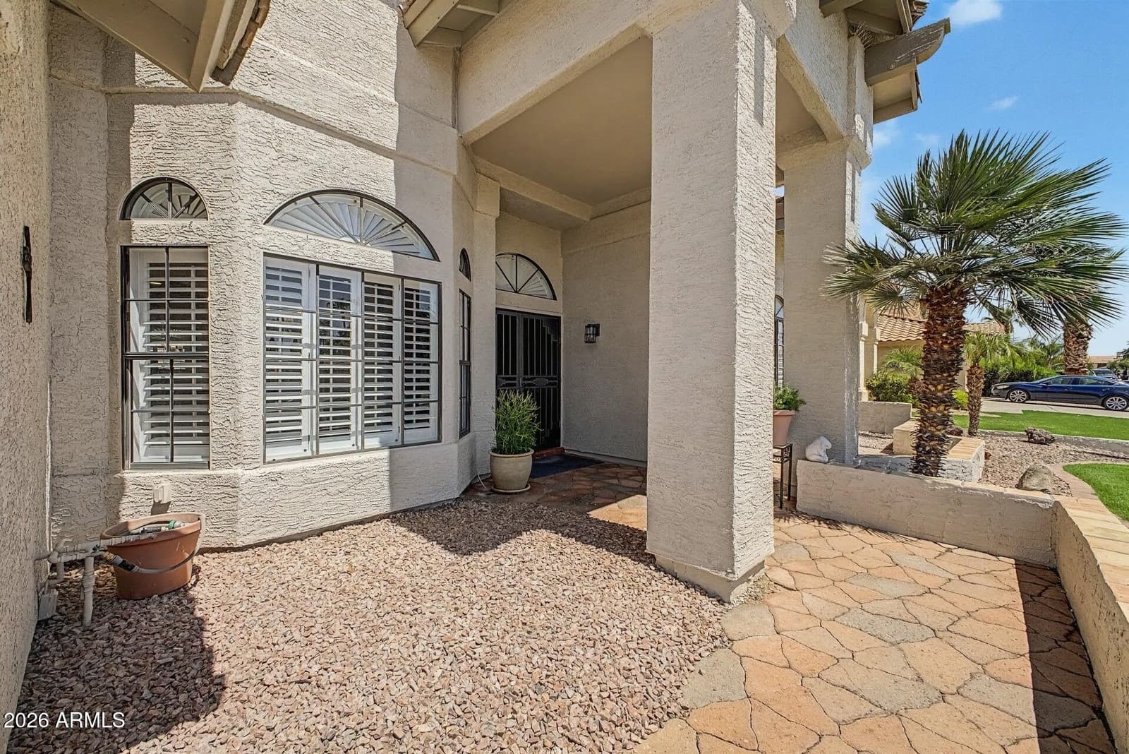 3360 S OLEANDER Drive, Chandler, AZ 85248 — photo 3 of 34