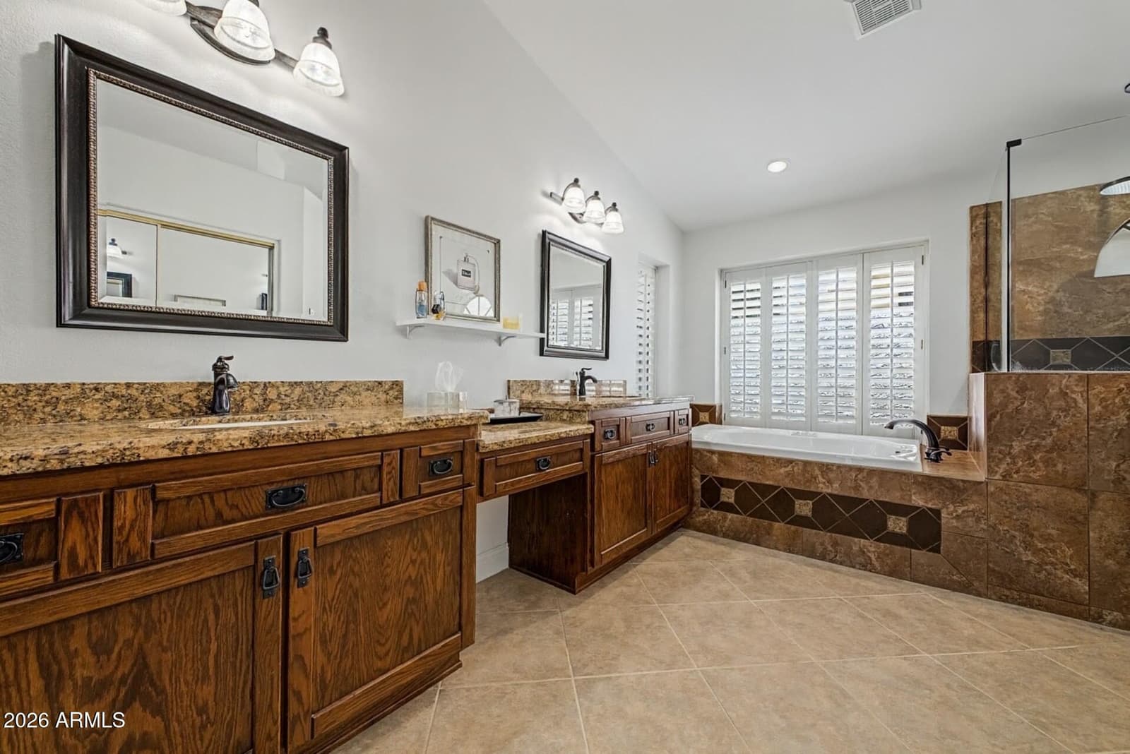 3360 S OLEANDER Drive, Chandler, AZ 85248 — photo 18 of 34
