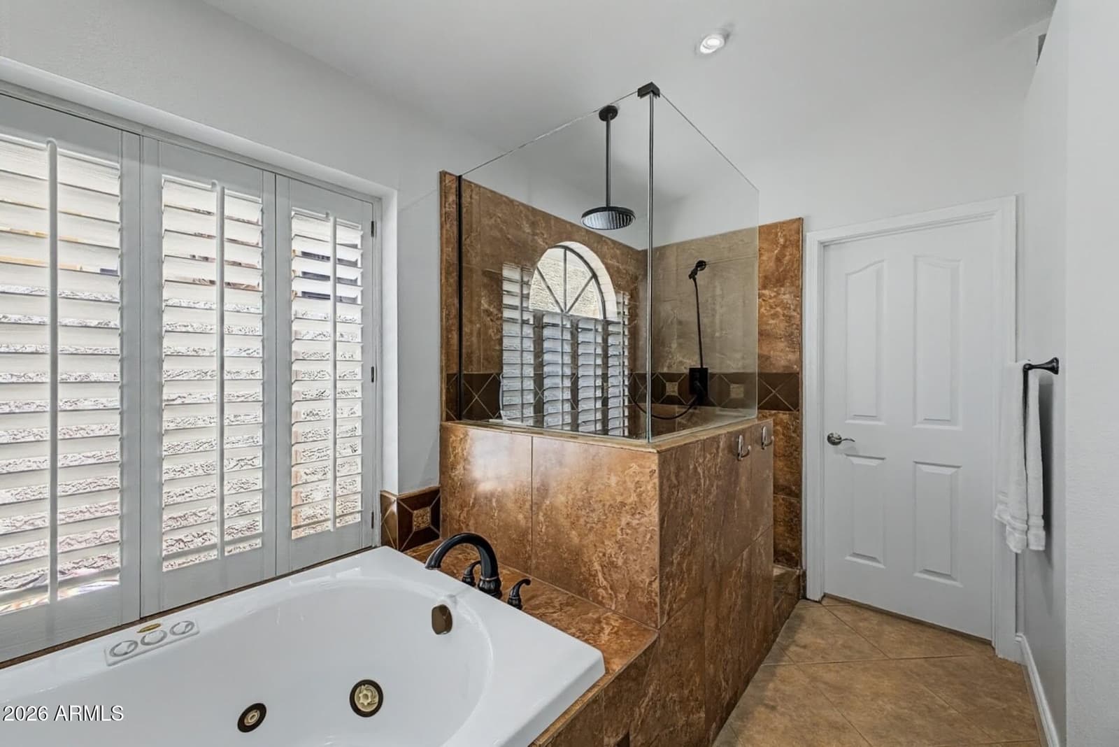 3360 S OLEANDER Drive, Chandler, AZ 85248 — photo 20 of 34