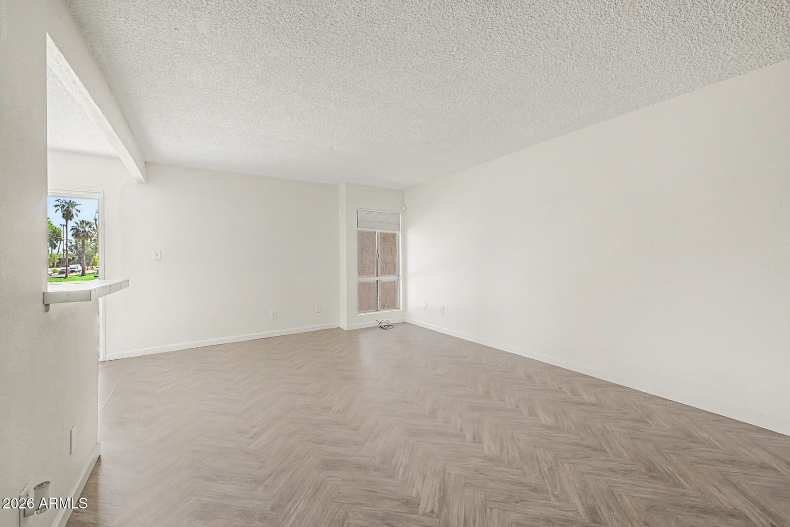 1701 W TUCKEY Lane 236, Phoenix, AZ 85015 — photo 3 of 31