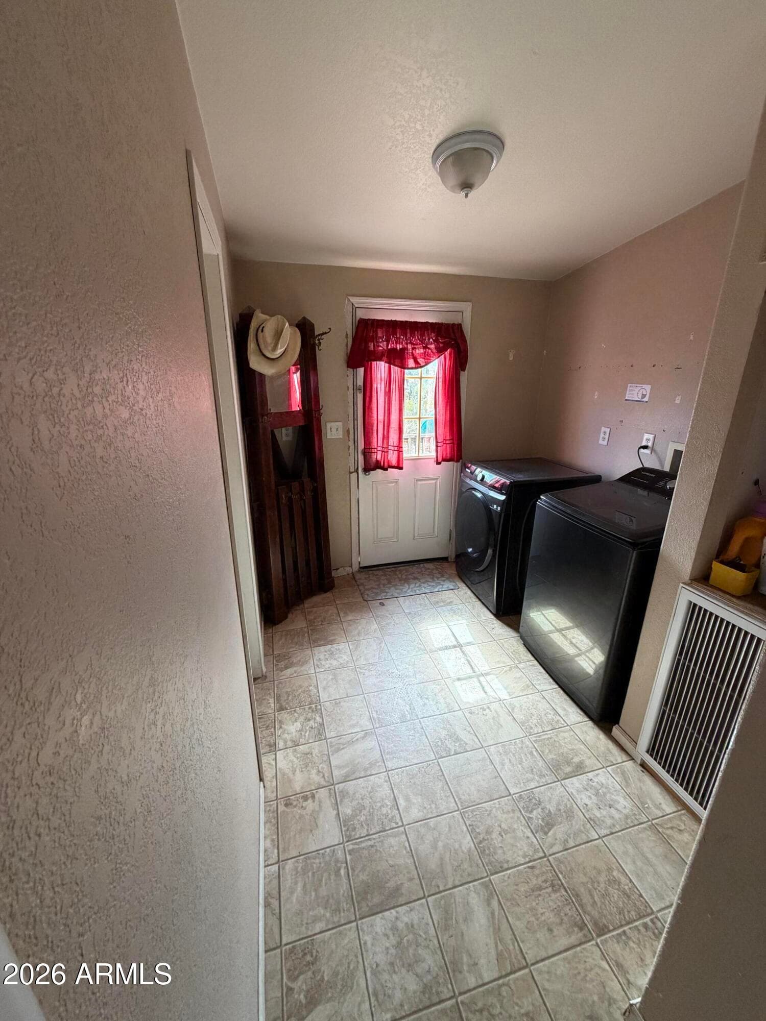 735 W FRONTIER Street, Apache Junction, AZ 85120 — photo 14 of 17