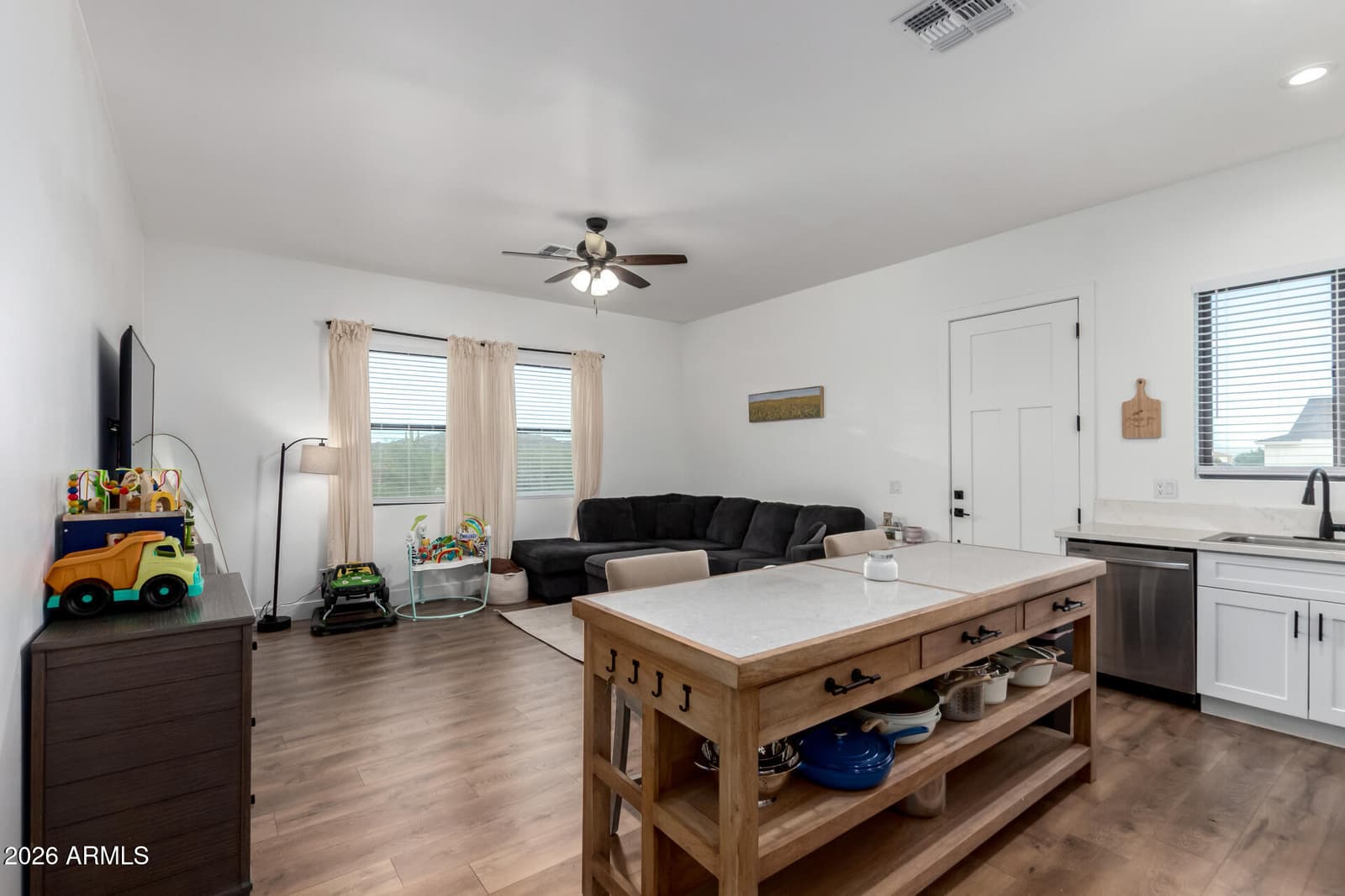 28673 N THOMPSON Road, San Tan Valley, AZ 85144 — photo 53 of 75