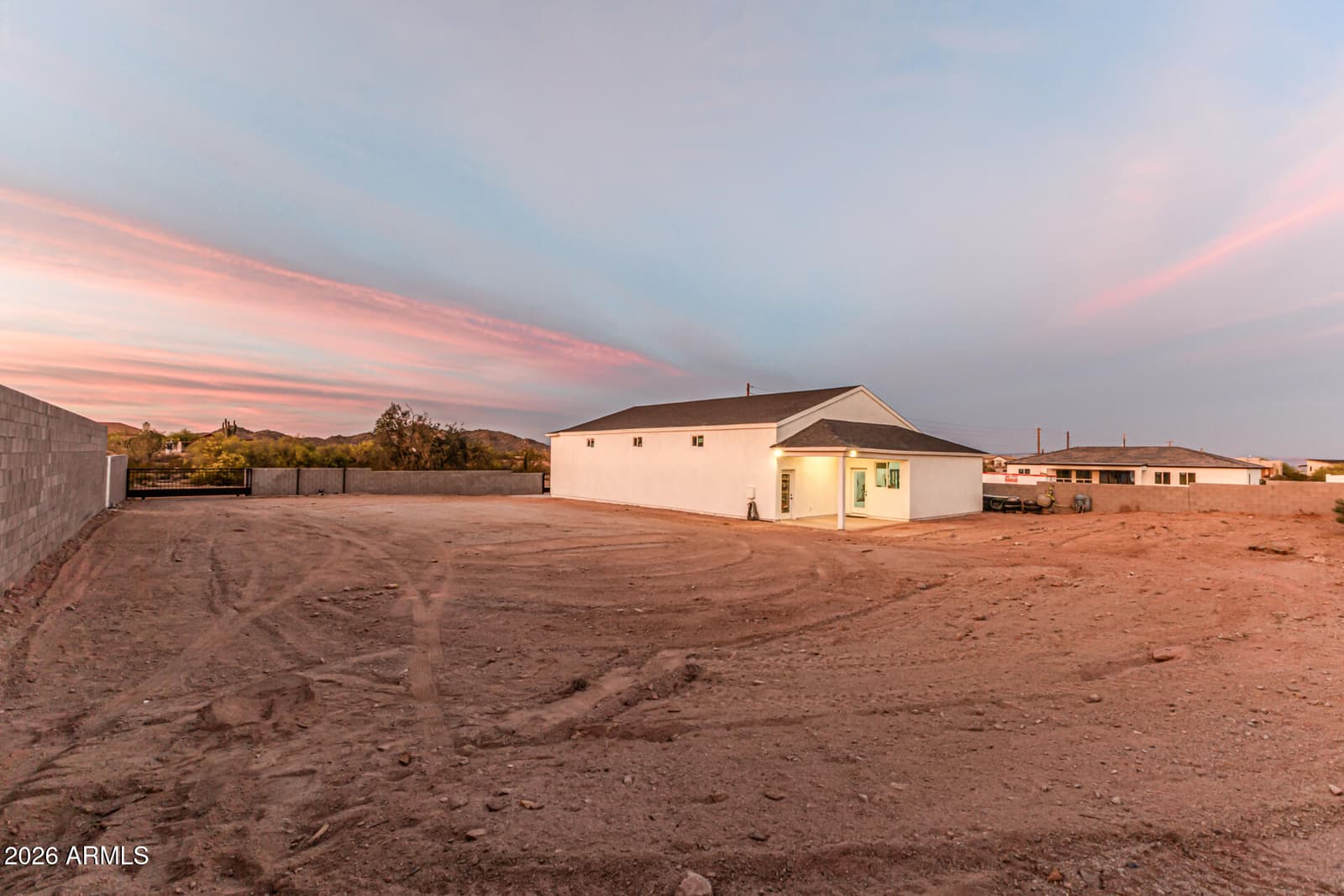 28673 N THOMPSON Road, San Tan Valley, AZ 85144 — photo 15 of 75