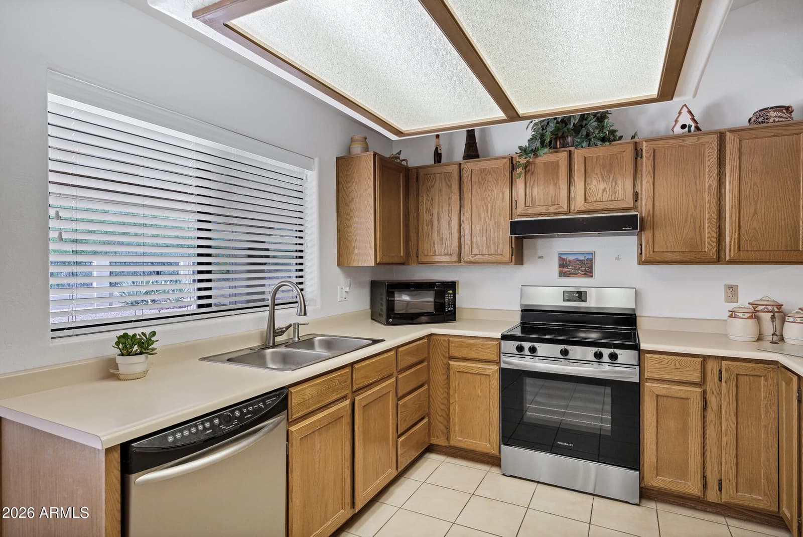 16220 N ASPEN Drive, Fountain Hills, AZ 85268 — photo 15 of 38
