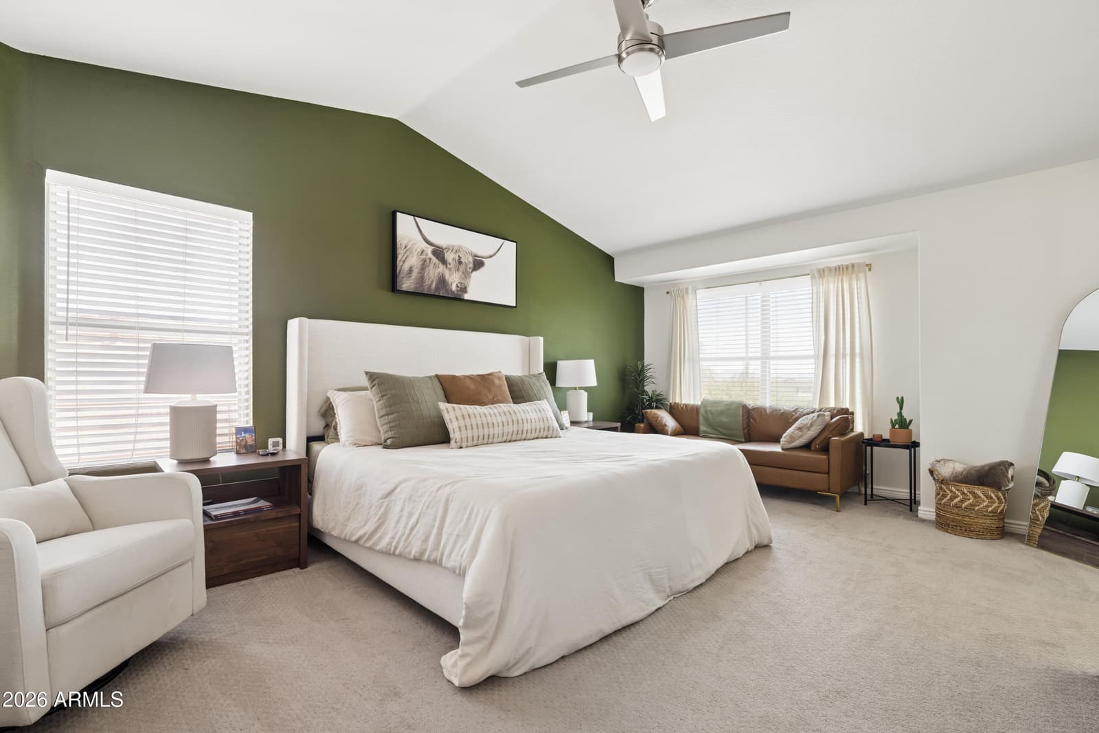 4323 E LONE CACTUS Drive, Phoenix, AZ 85050 — photo 17 of 35