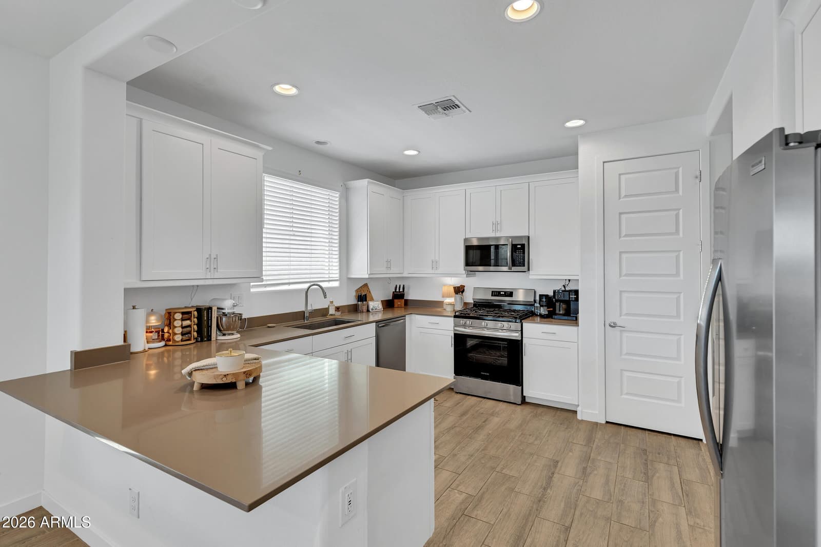 3309 S LOTUS Street, Mesa, AZ 85212 — photo 11 of 45