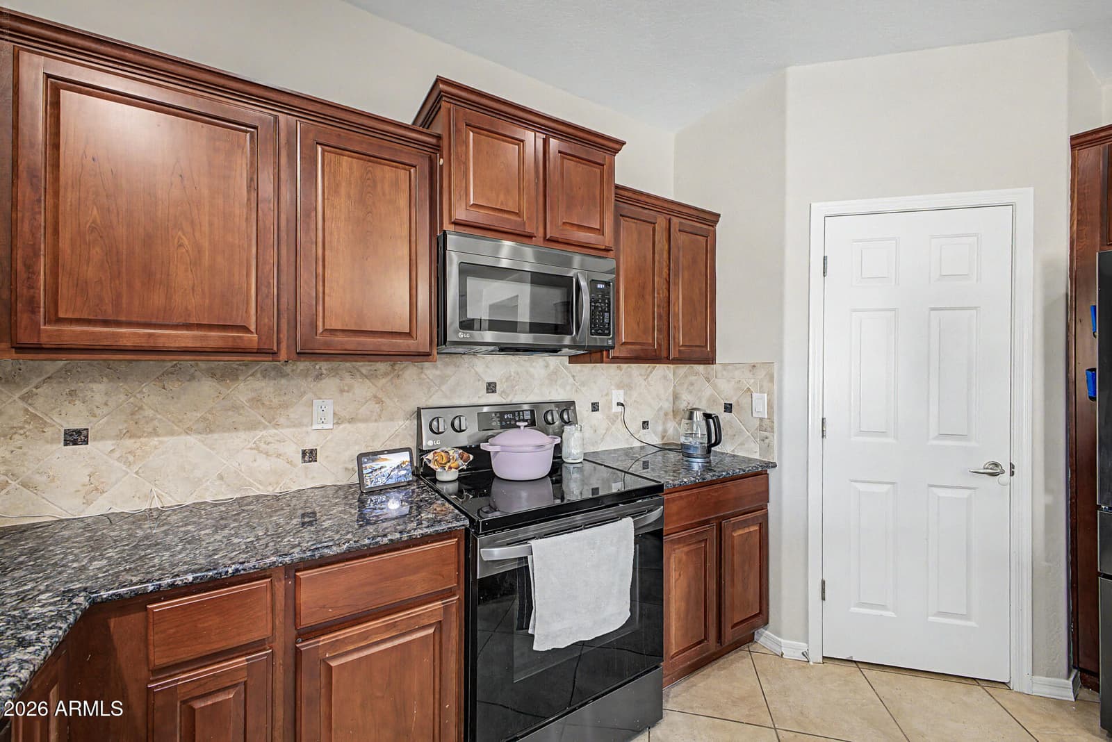 29752 W AMELIA Avenue, Buckeye, AZ 85396 — photo 14 of 41