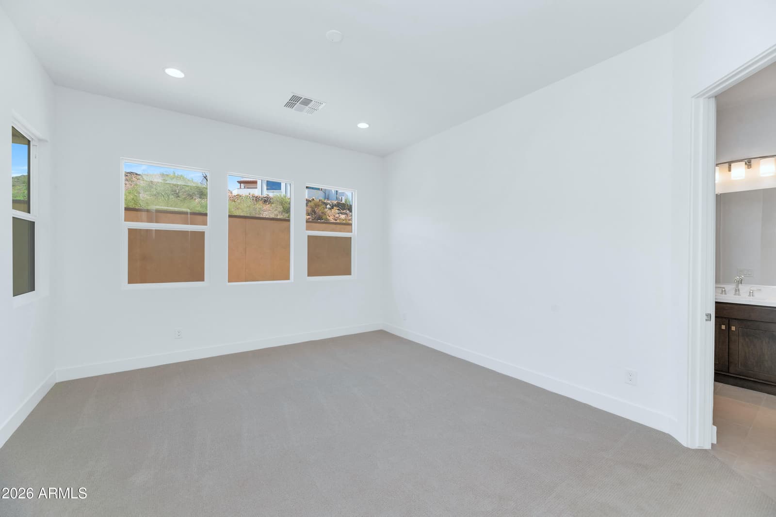 3727 E FAWN Drive, Phoenix, AZ 85042 — photo 14 of 21