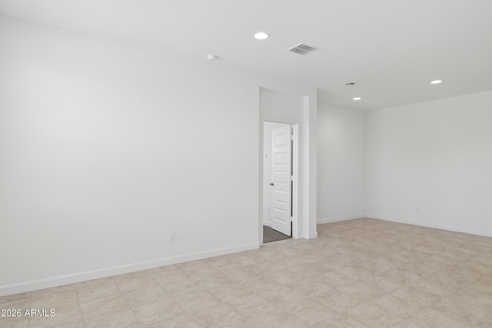 5460 E Darwin Drive, San Tan Valley, AZ 85140 — photo 12 of 26