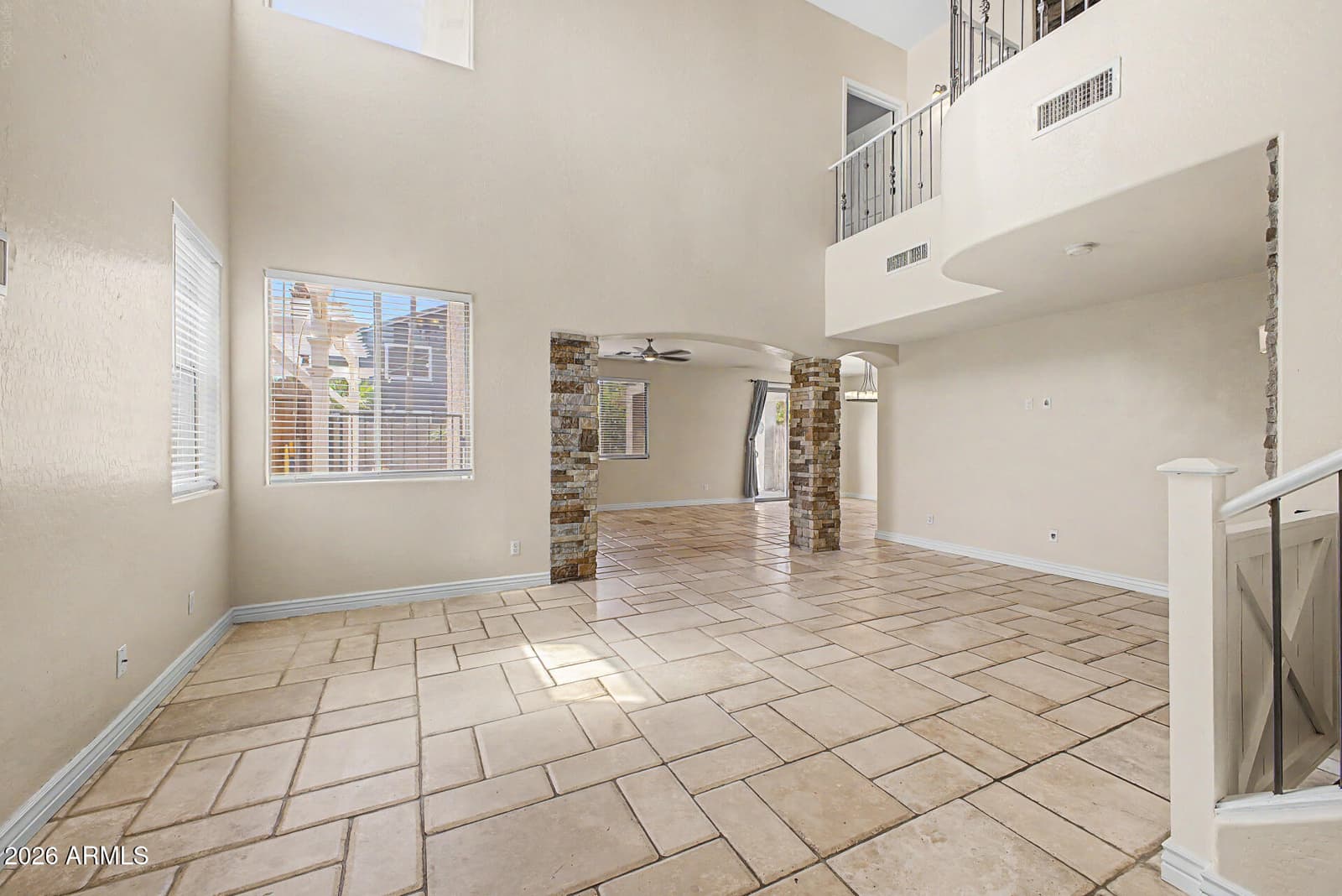 3395 W SOUTH BUTTE Road, San Tan Valley, AZ 85144 — photo 4 of 38