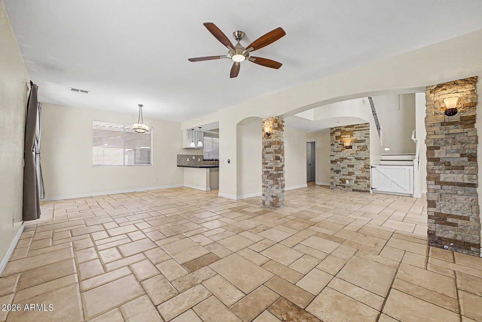 3395 W SOUTH BUTTE Road, San Tan Valley, AZ 85144 — photo 5 of 38