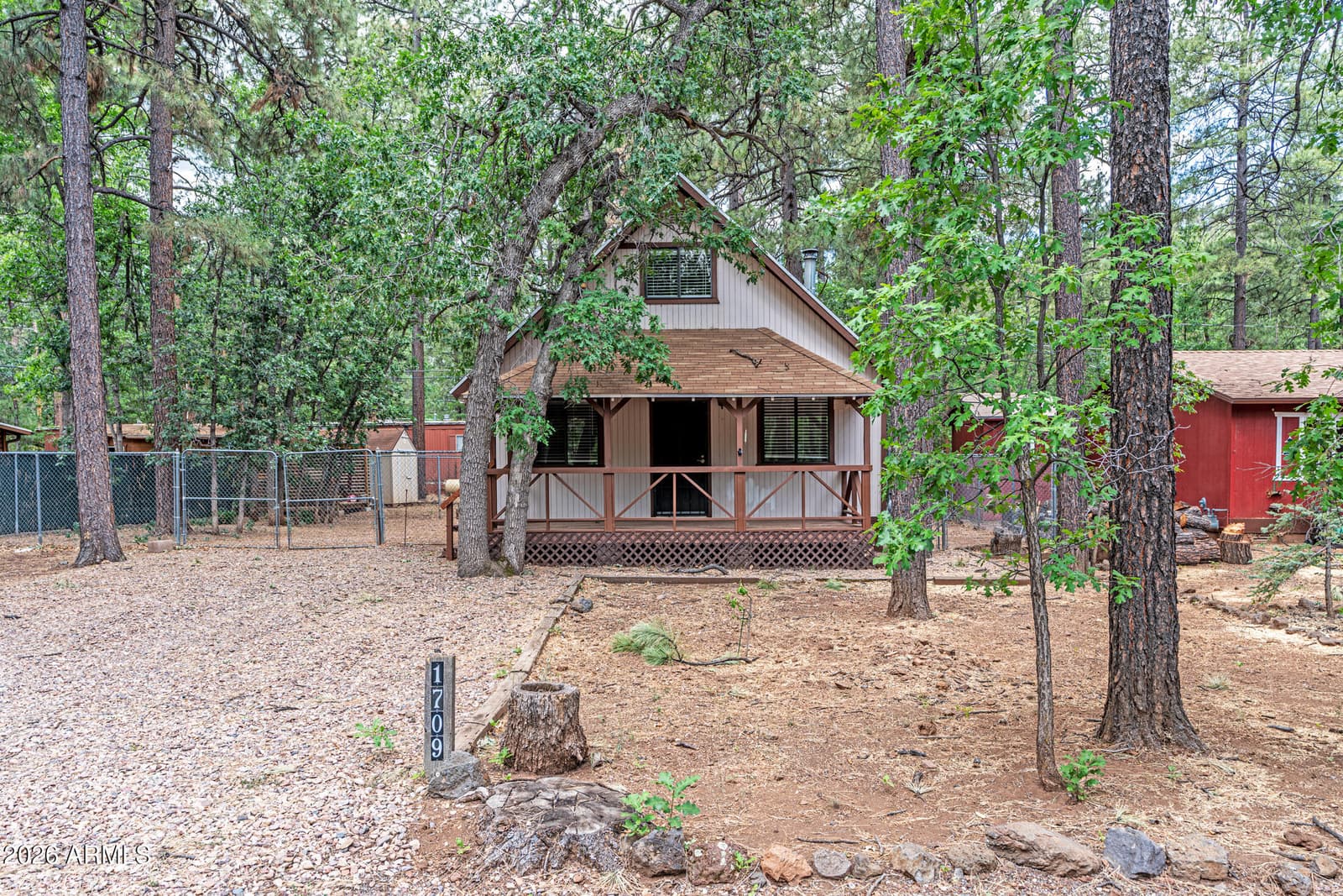 1709 E GOBBLER PEAK Lane, Pinetop, AZ 85935 — photo 1 of 24