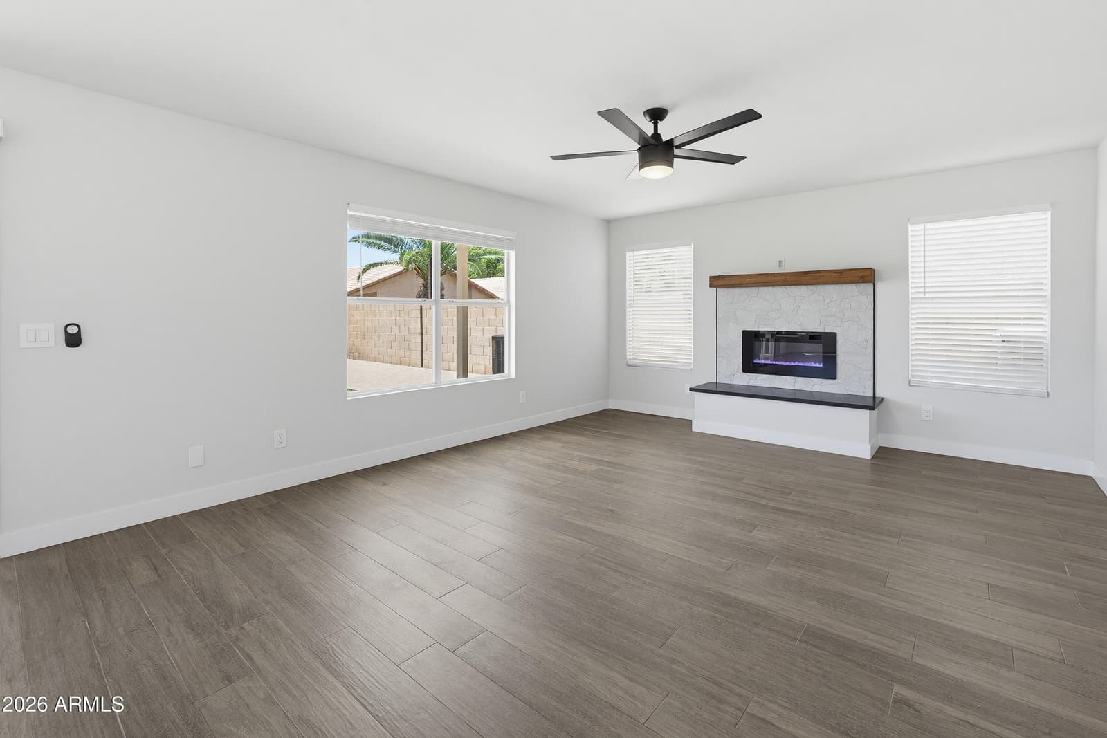 8913 W MARCONI Avenue, Peoria, AZ 85382 — photo 11 of 44
