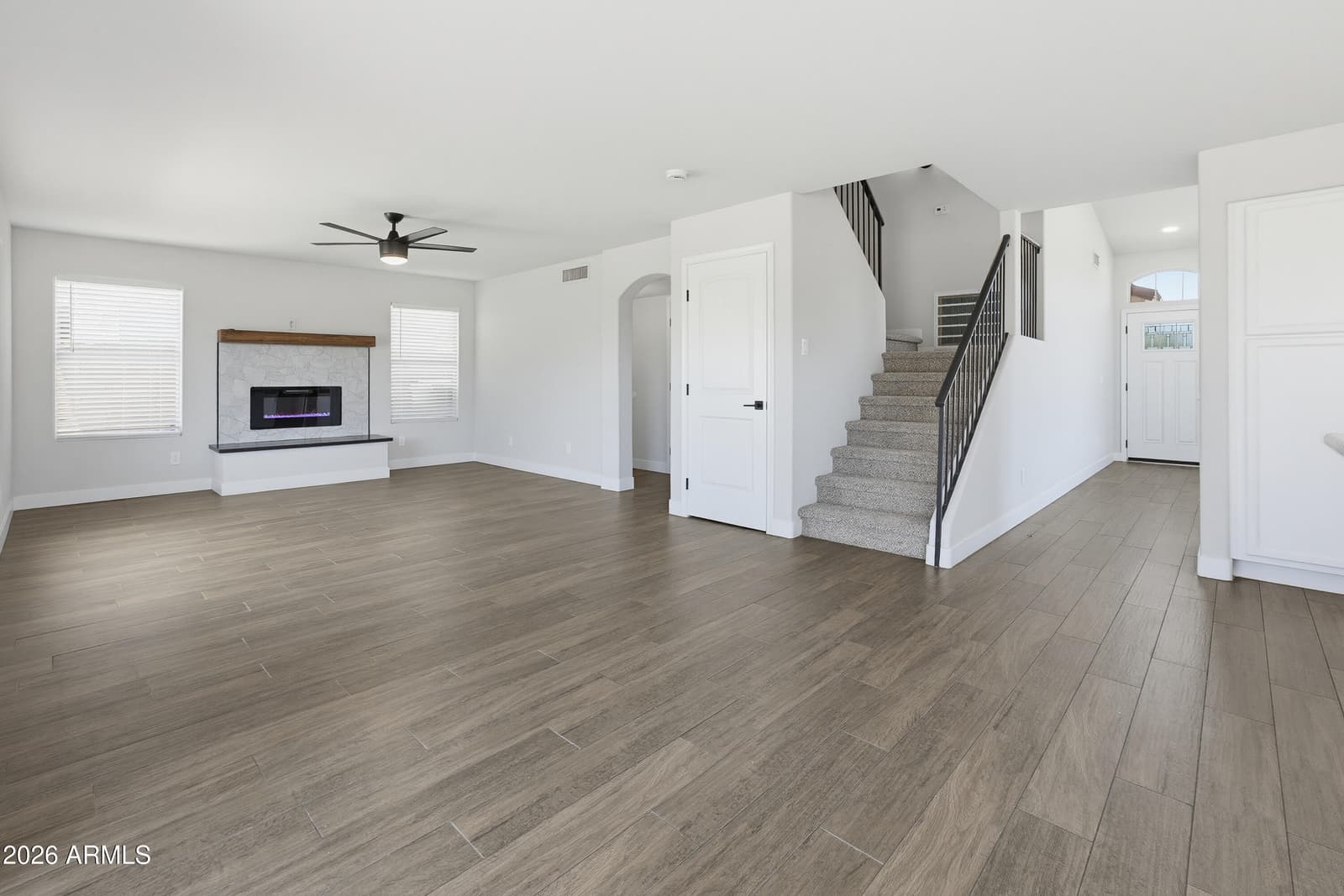 8913 W MARCONI Avenue, Peoria, AZ 85382 — photo 10 of 44