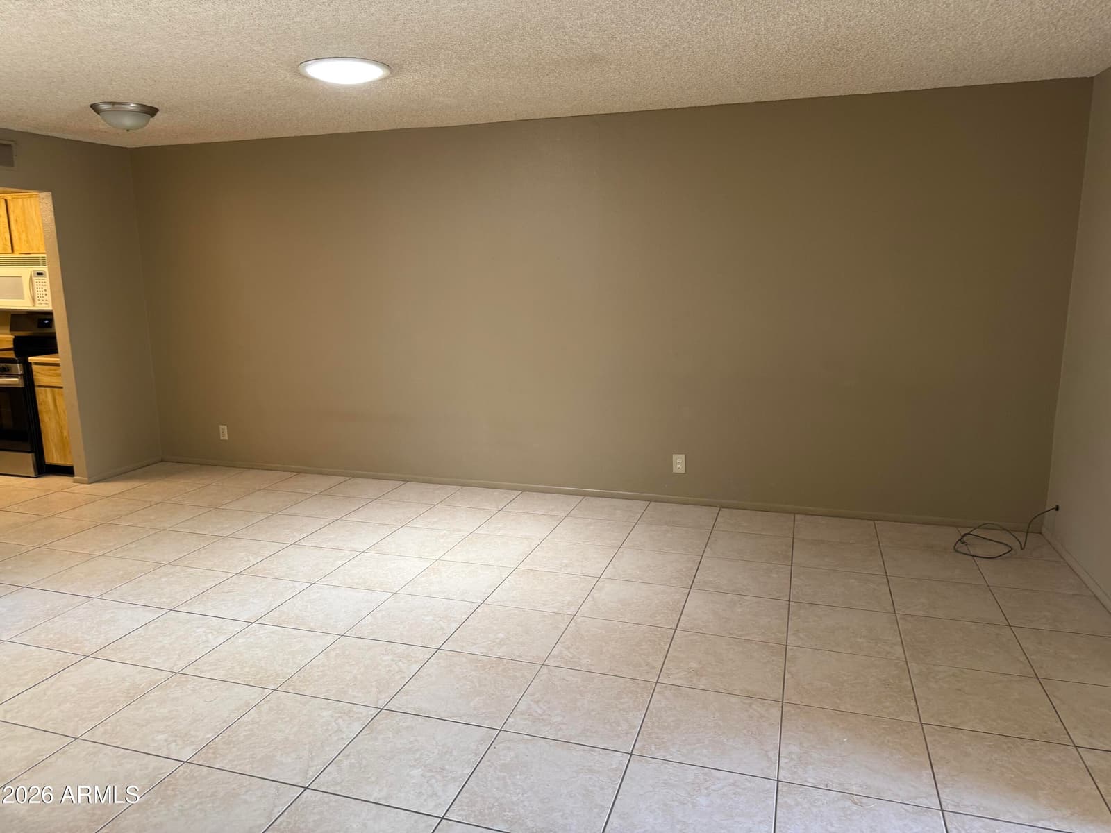 1126 E CHERYL Drive, Phoenix, AZ 85020 — photo 5 of 17
