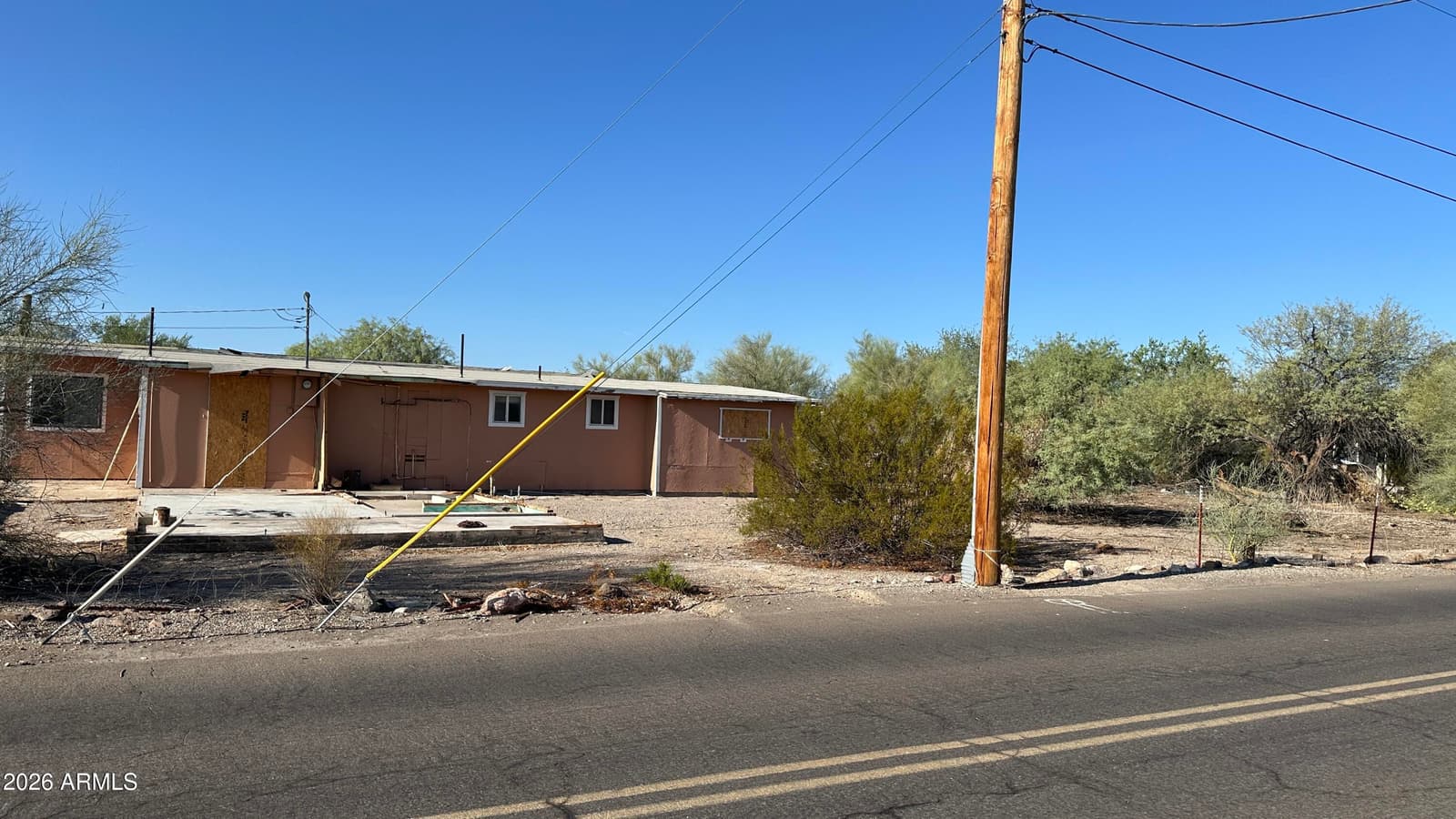 245 W QUAIL TRAIL Drive, Quartzsite, AZ 85346 — photo 10 of 27