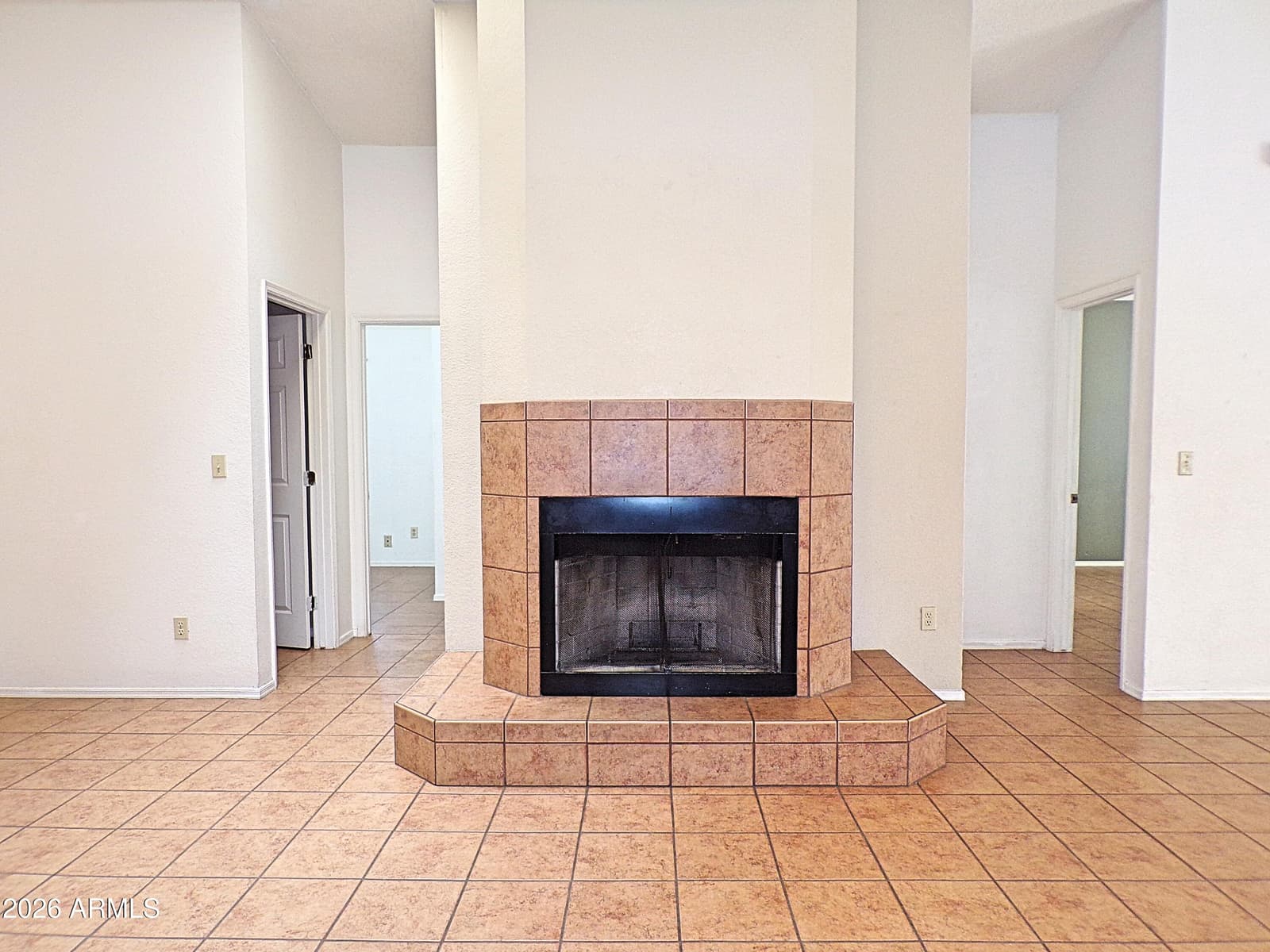 4441 S PUEBLO Avenue, Sierra Vista, AZ 85650 — photo 4 of 40