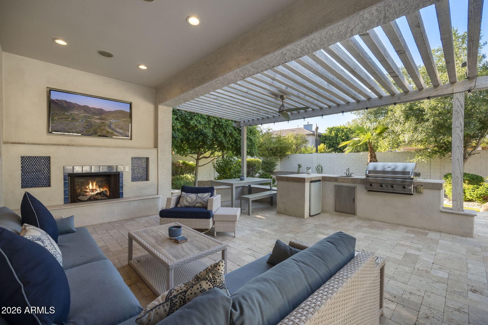 2682 W CARLA VISTA Drive, Chandler, AZ 85224 — photo 11 of 58