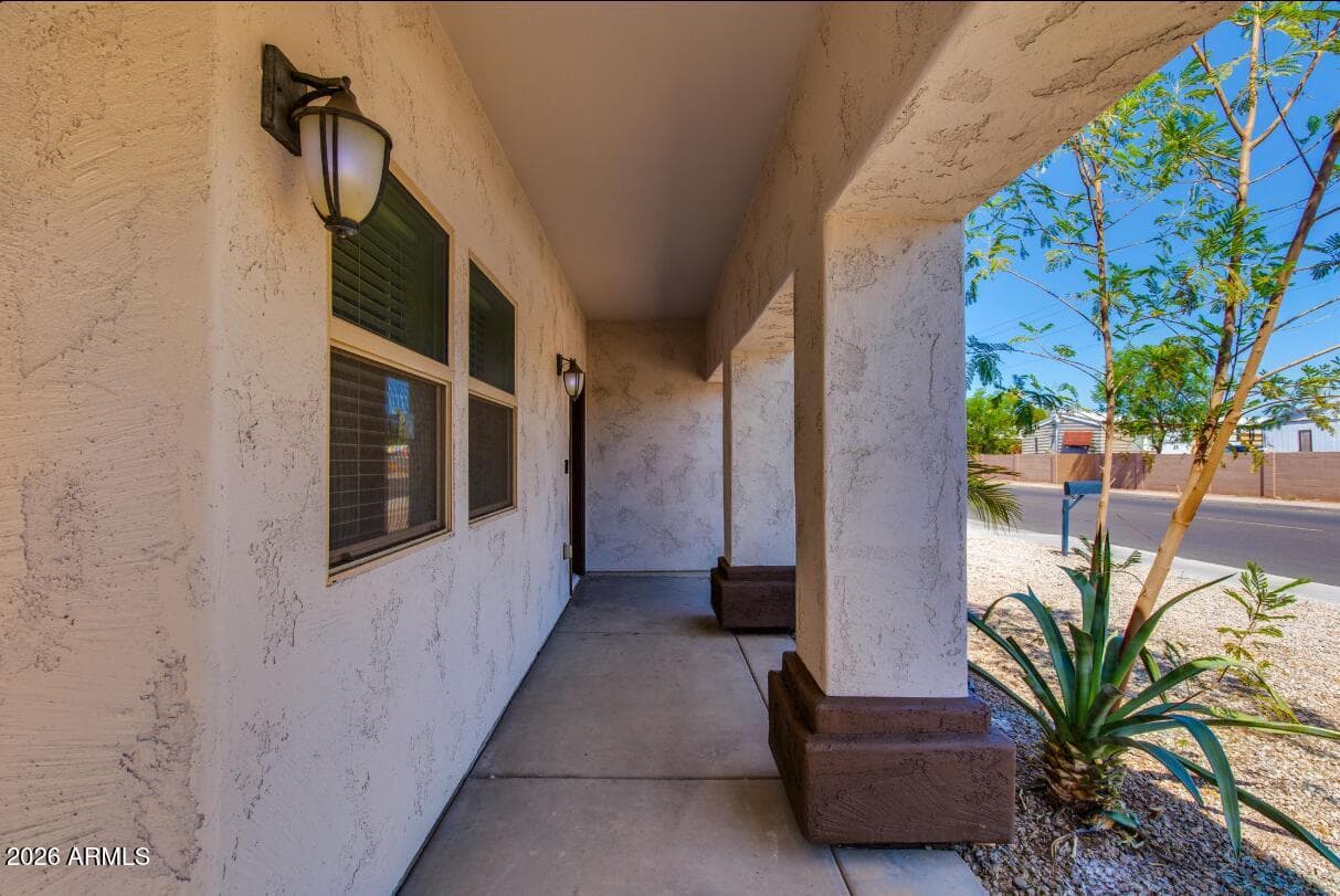 4013 W ROOSEVELT Street, Phoenix, AZ 85009 — photo 6 of 32