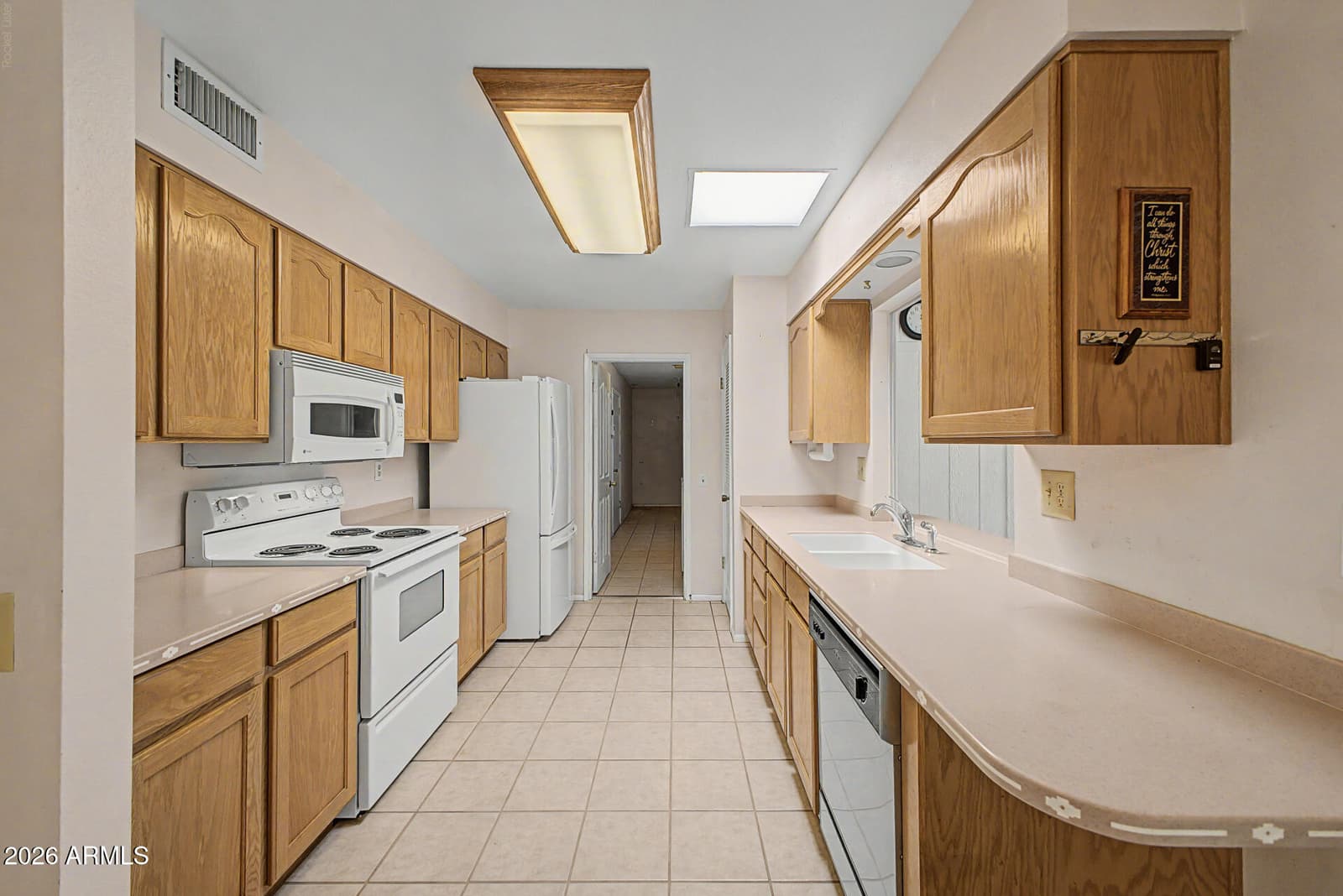 16022 N LAKEFOREST Drive, Sun City, AZ 85351 — photo 9 of 19
