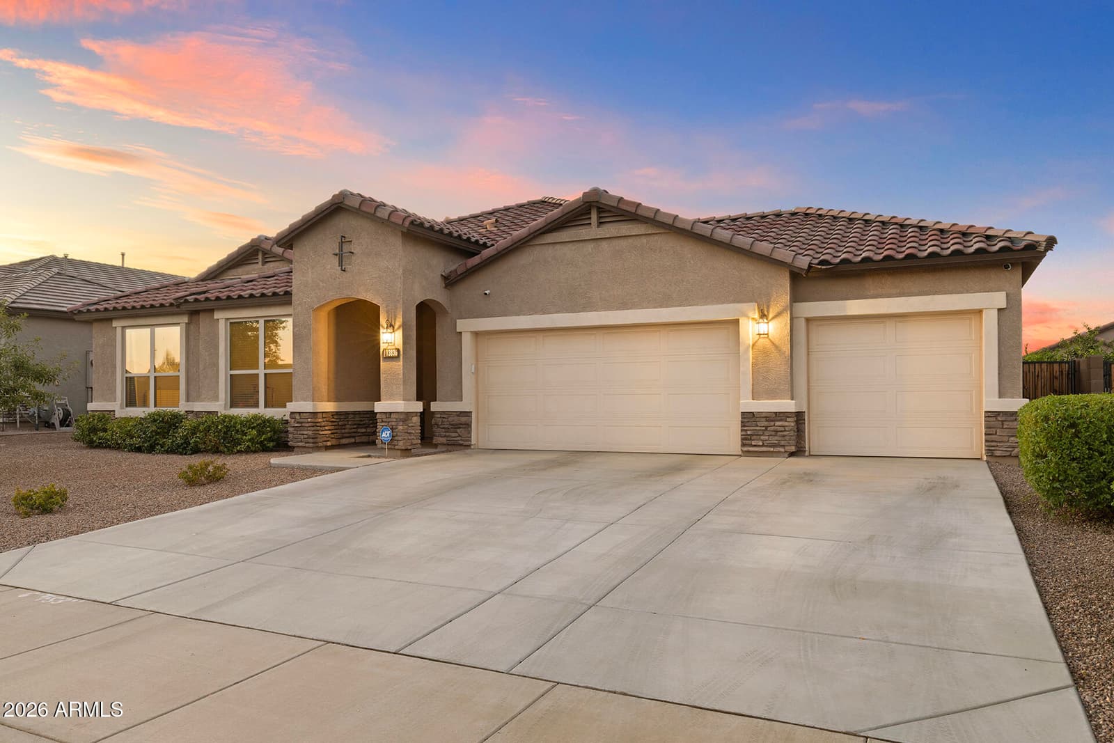 13836 W REMUDA Drive, Peoria, AZ 85383 — photo 7 of 40