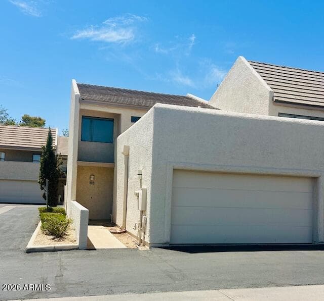 821 E REDONDO Drive, Tempe, AZ 85282 — photo 3 of 35